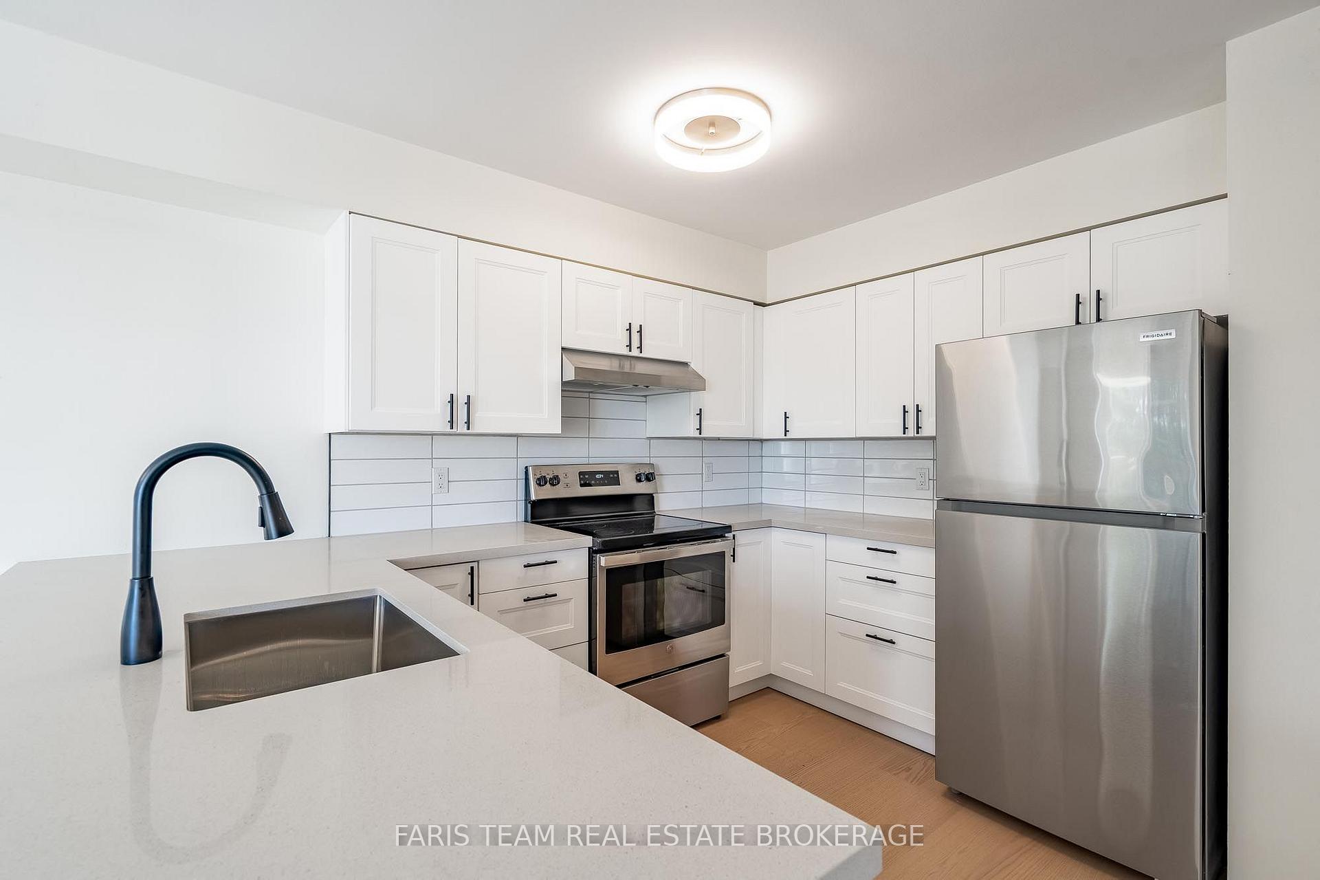 Photo 6 of 152 Ritchie Crescent, Springwater, Elmvale — HOMEH