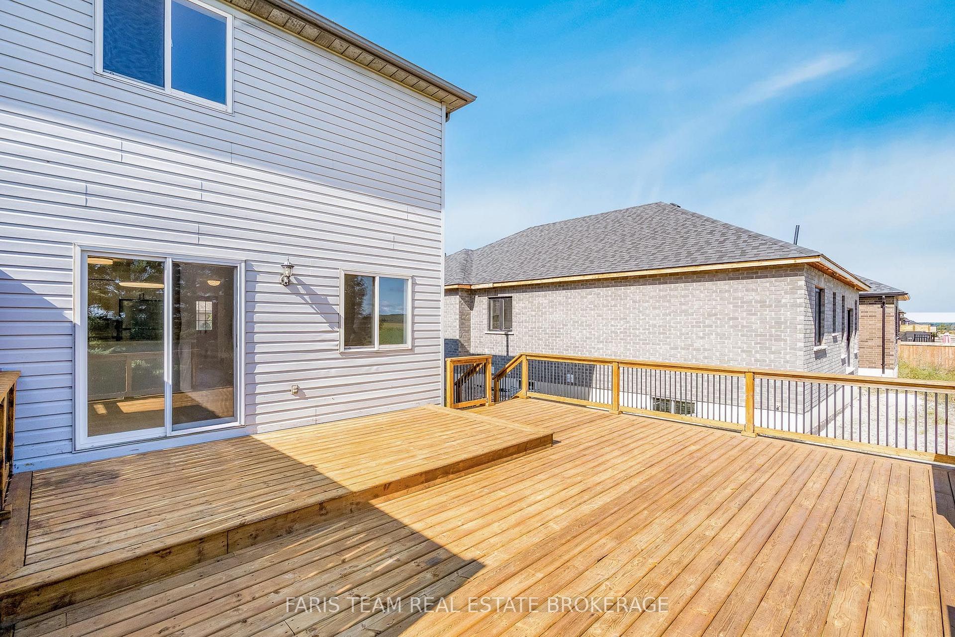 Photo 23 of 152 Ritchie Crescent, Springwater, Elmvale — HOMEH