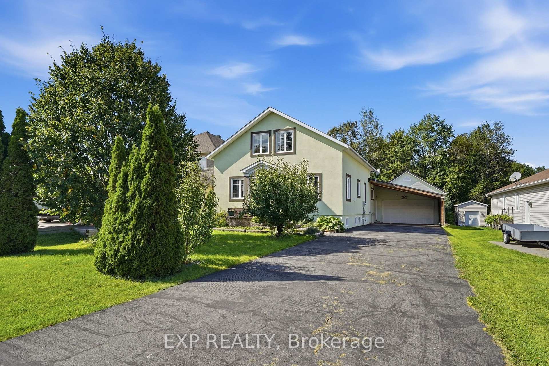 Photo 2 of 35 Brisson Street, The Nation, Limoges — HOMEH