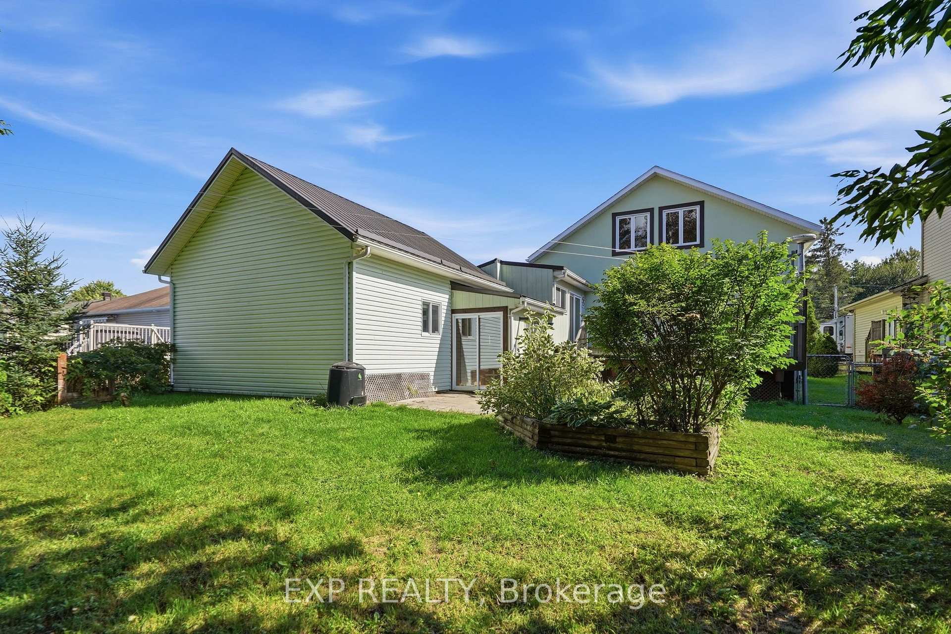 Photo 35 of 35 Brisson Street, The Nation, Limoges — HOMEH