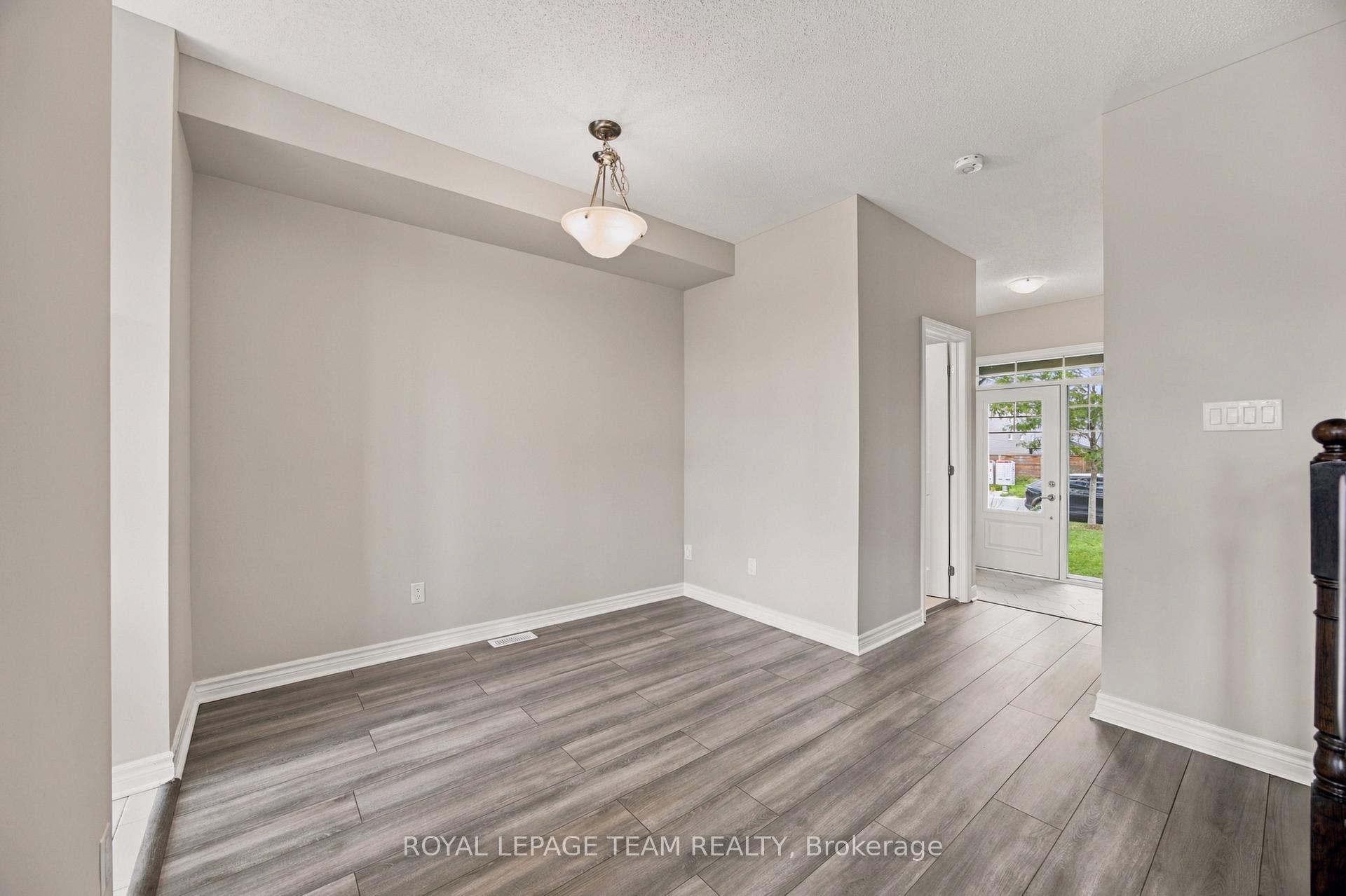 Photo 11 of 183 Bandelier Way, Ottawa, Stittsville (North) — HOMEH