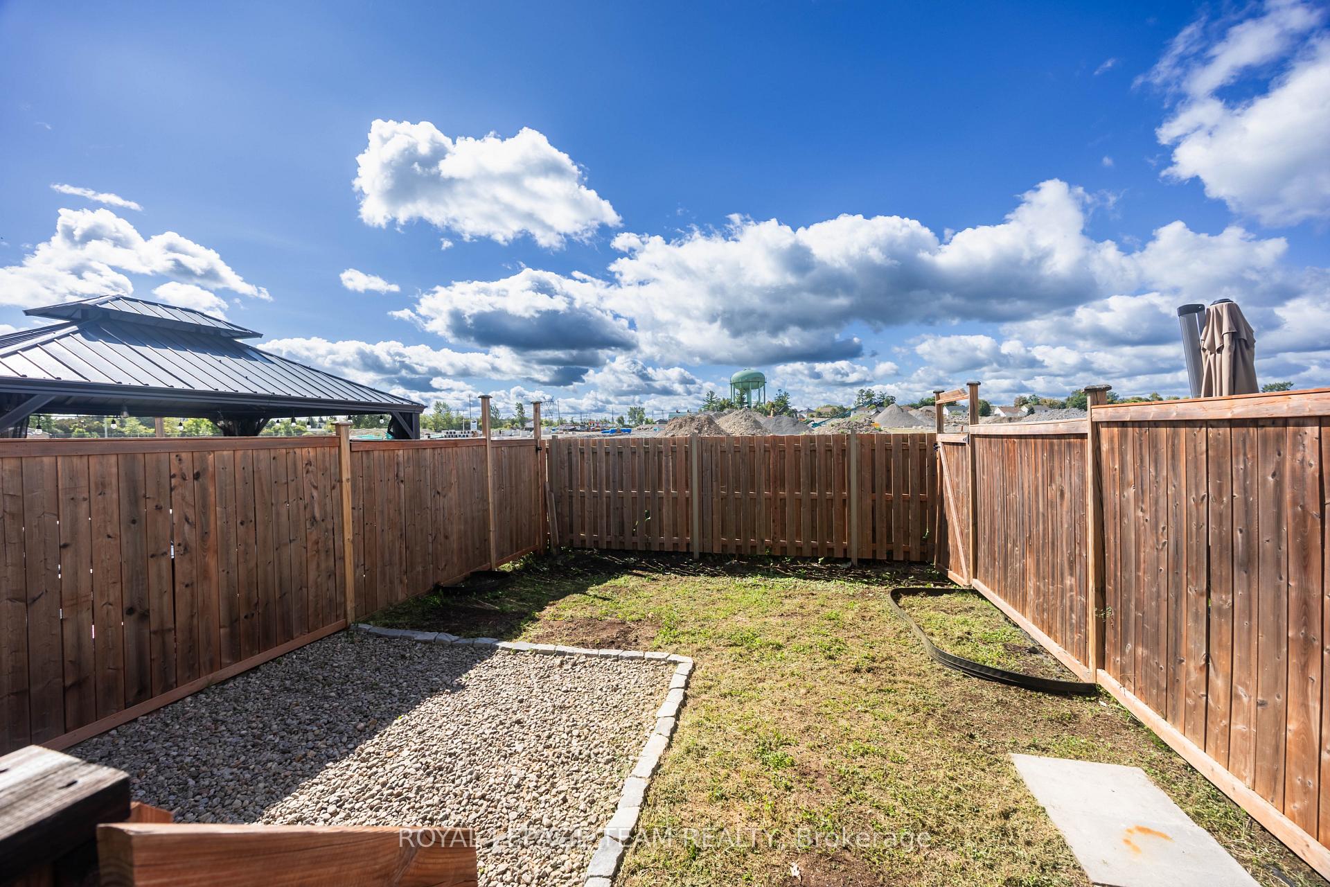 Photo 42 of 183 Bandelier Way, Ottawa, Stittsville (North) — HOMEH
