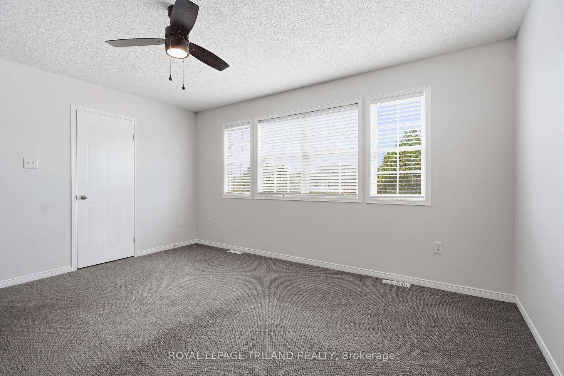Photo 12 of 1942 Bloom Crescent, London, North C — HOMEH