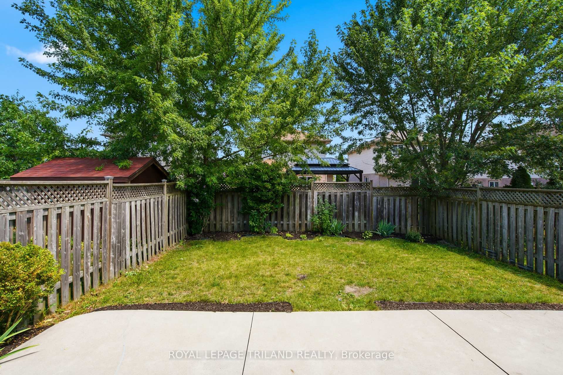 Photo 25 of 1942 Bloom Crescent, London, North C — HOMEH