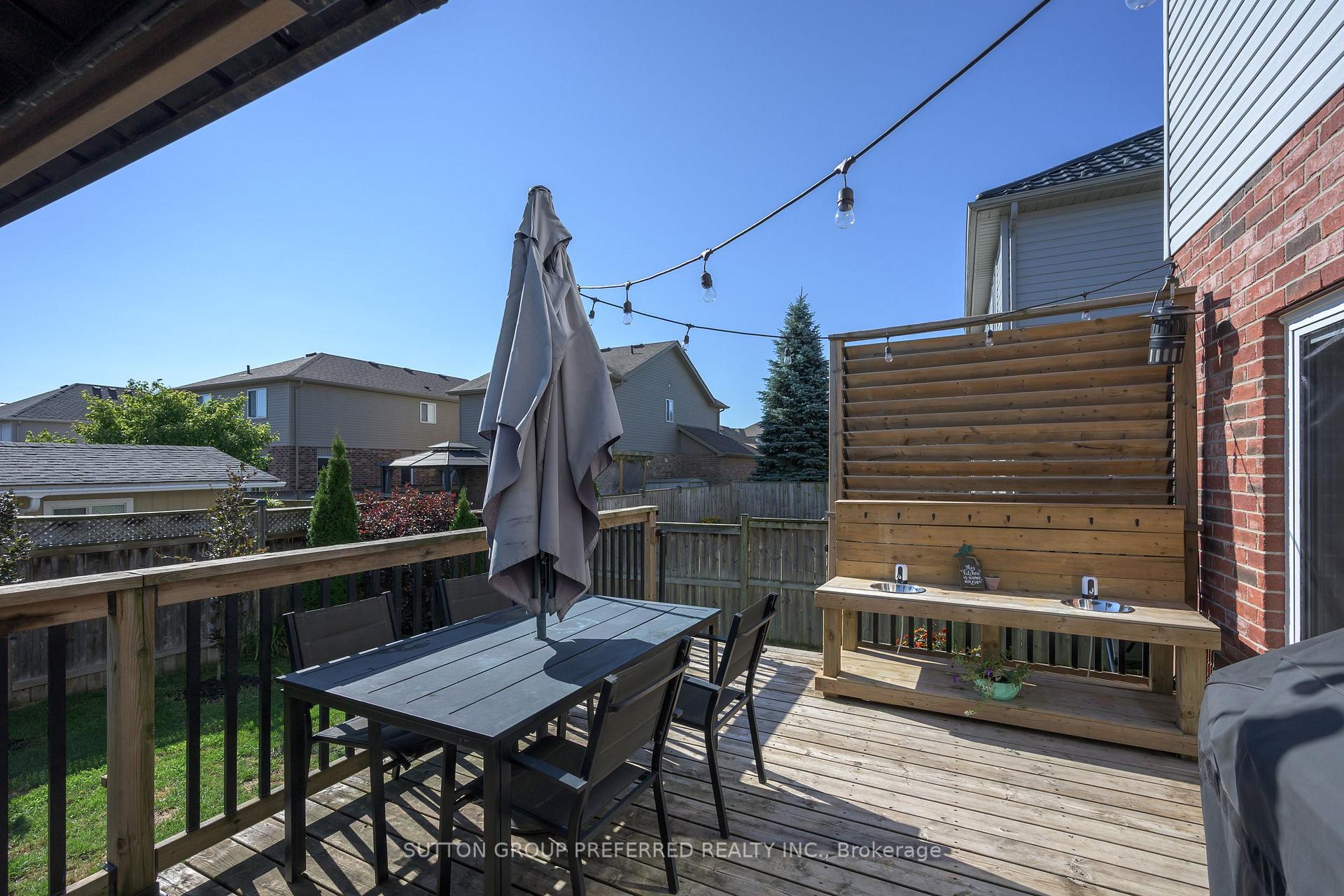 Photo 6 of 3288 Turner Crescent, London, South U — HOMEH