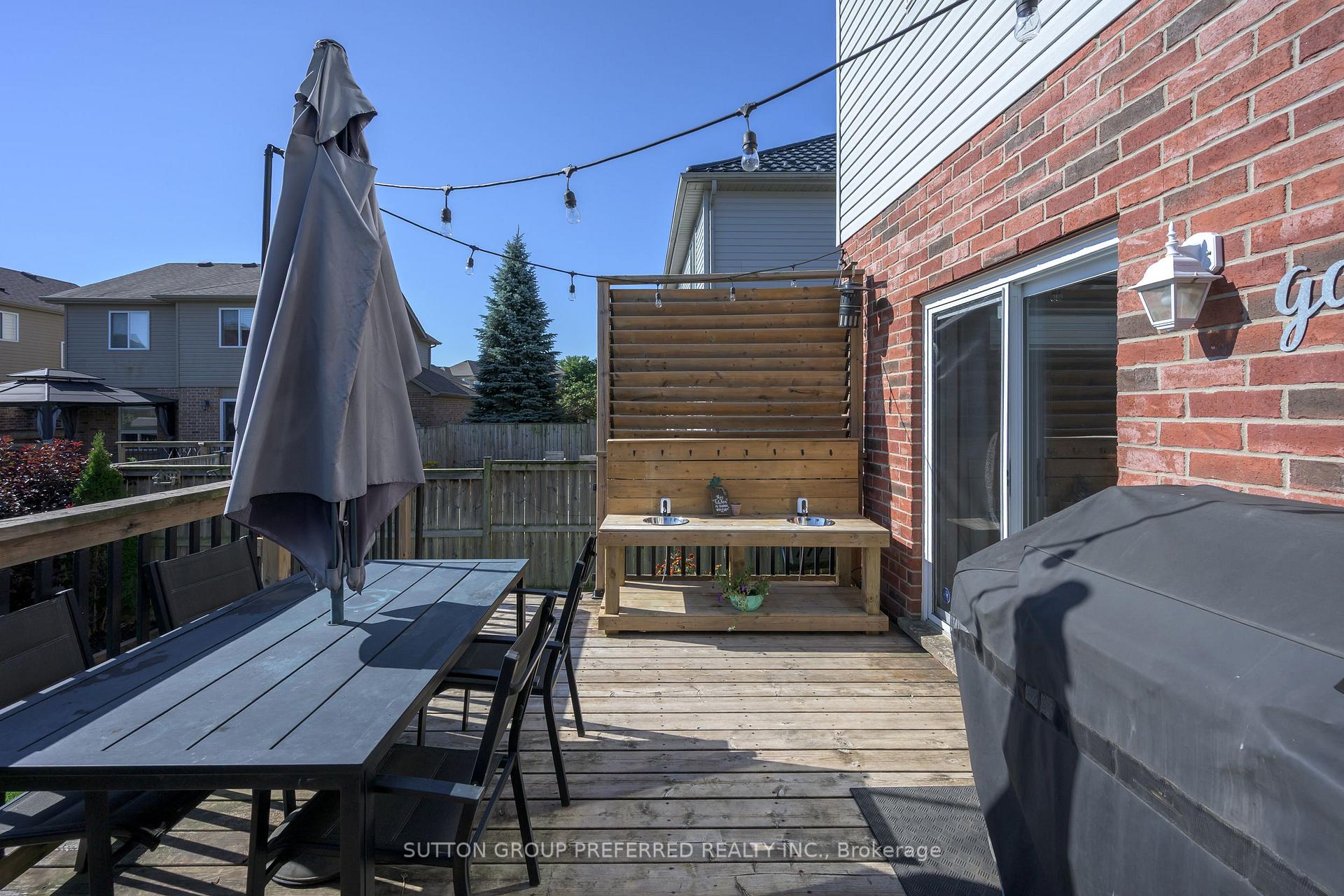 Photo 7 of 3288 Turner Crescent, London, South U — HOMEH