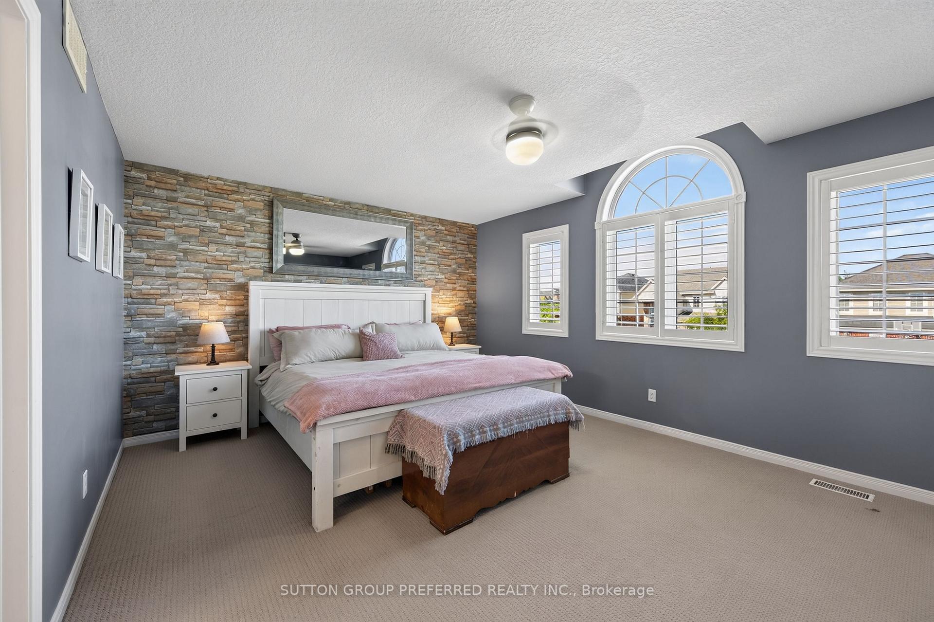 Photo 19 of 3288 Turner Crescent, London, South U — HOMEH