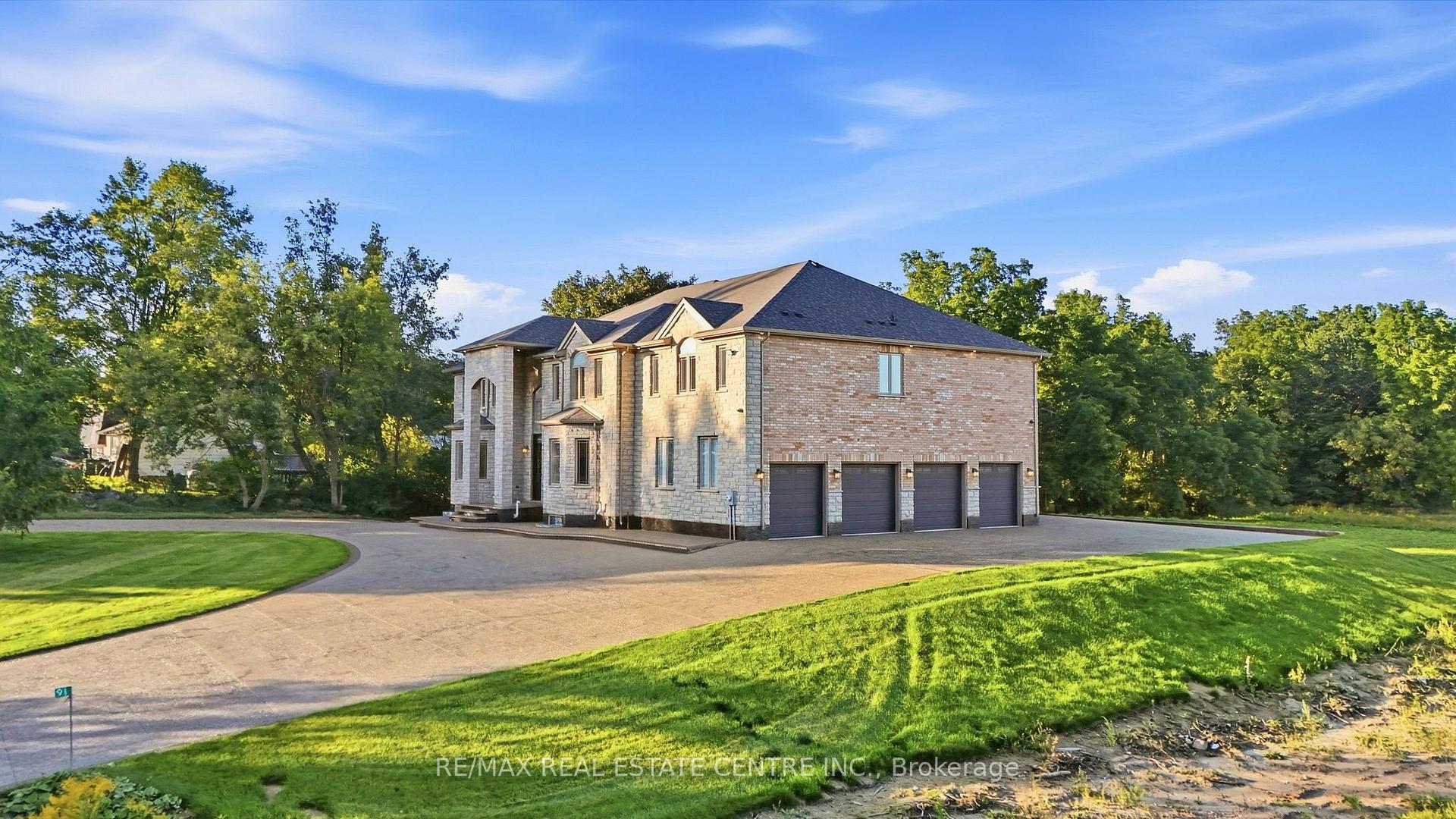 Photo 3 of 91 Troiless Street, Caledon, Caledon Village — HOMEH