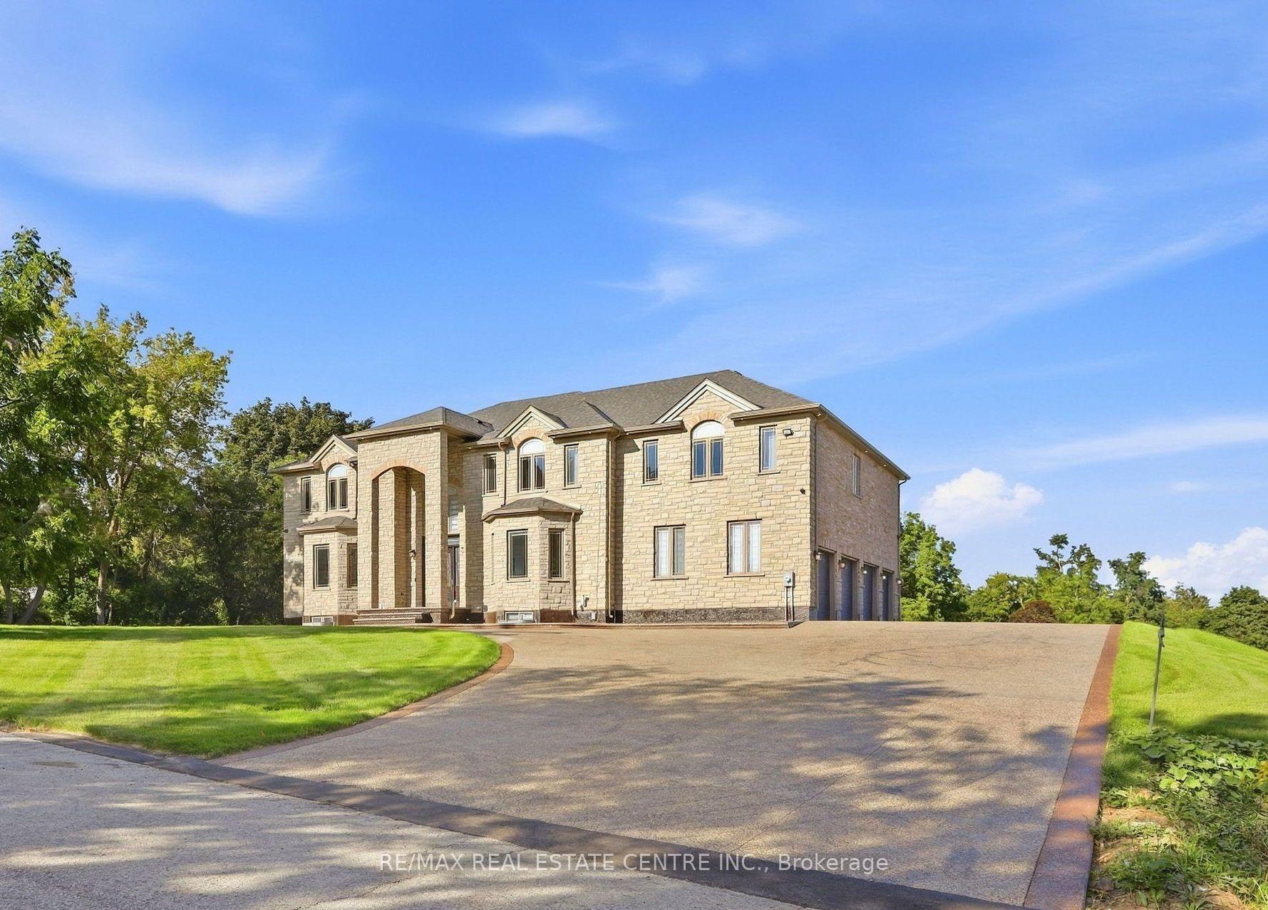 Photo 4 of 91 Troiless Street, Caledon, Caledon Village — HOMEH