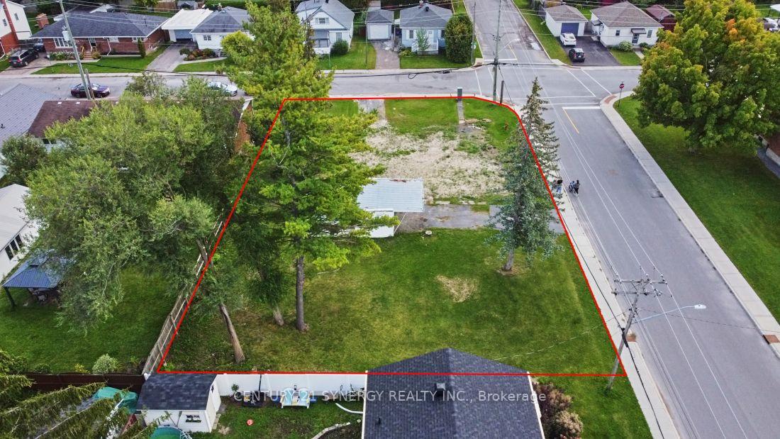 Photo 3 of 219 Alicia Street, Arnprior, Arnprior — HOMEH