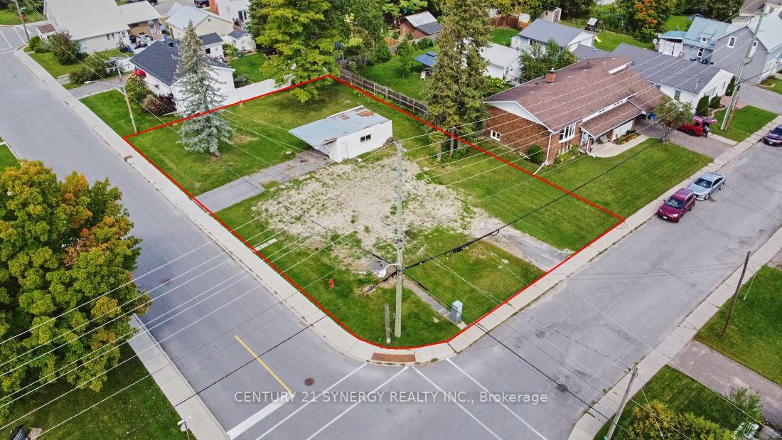 Photo 6 of 219 Alicia Street, Arnprior, Arnprior — HOMEH