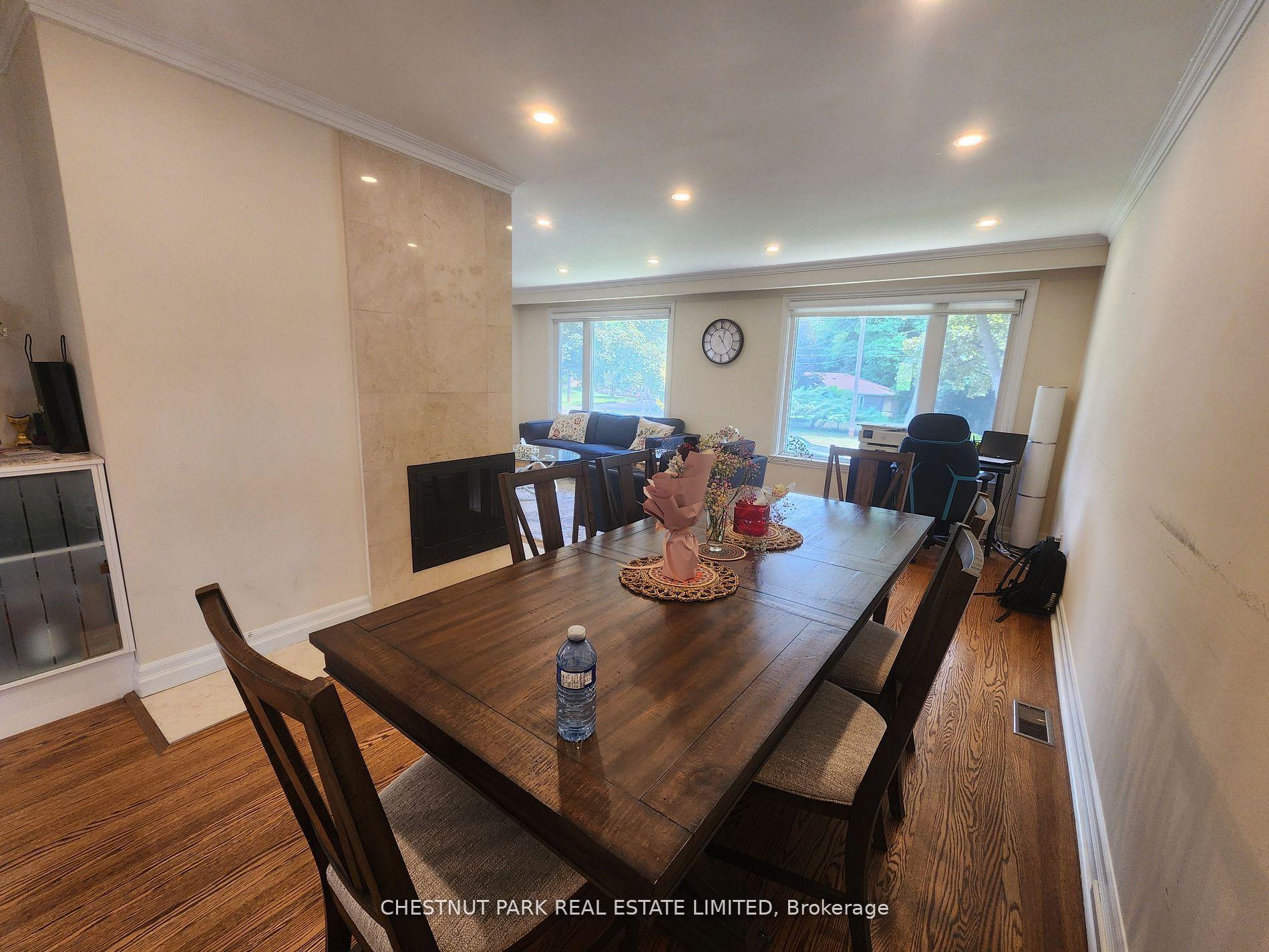 Photo 3 of 184 Burbank Drive, North York, Bayview Village — HOMEH