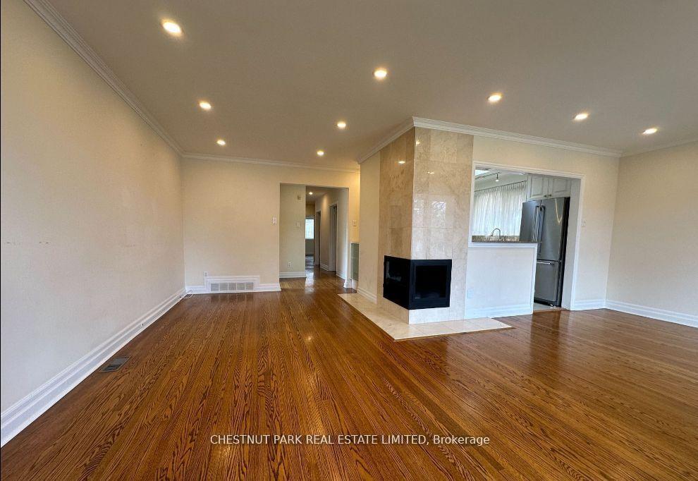 Photo 13 of 184 Burbank Drive, North York, Bayview Village — HOMEH