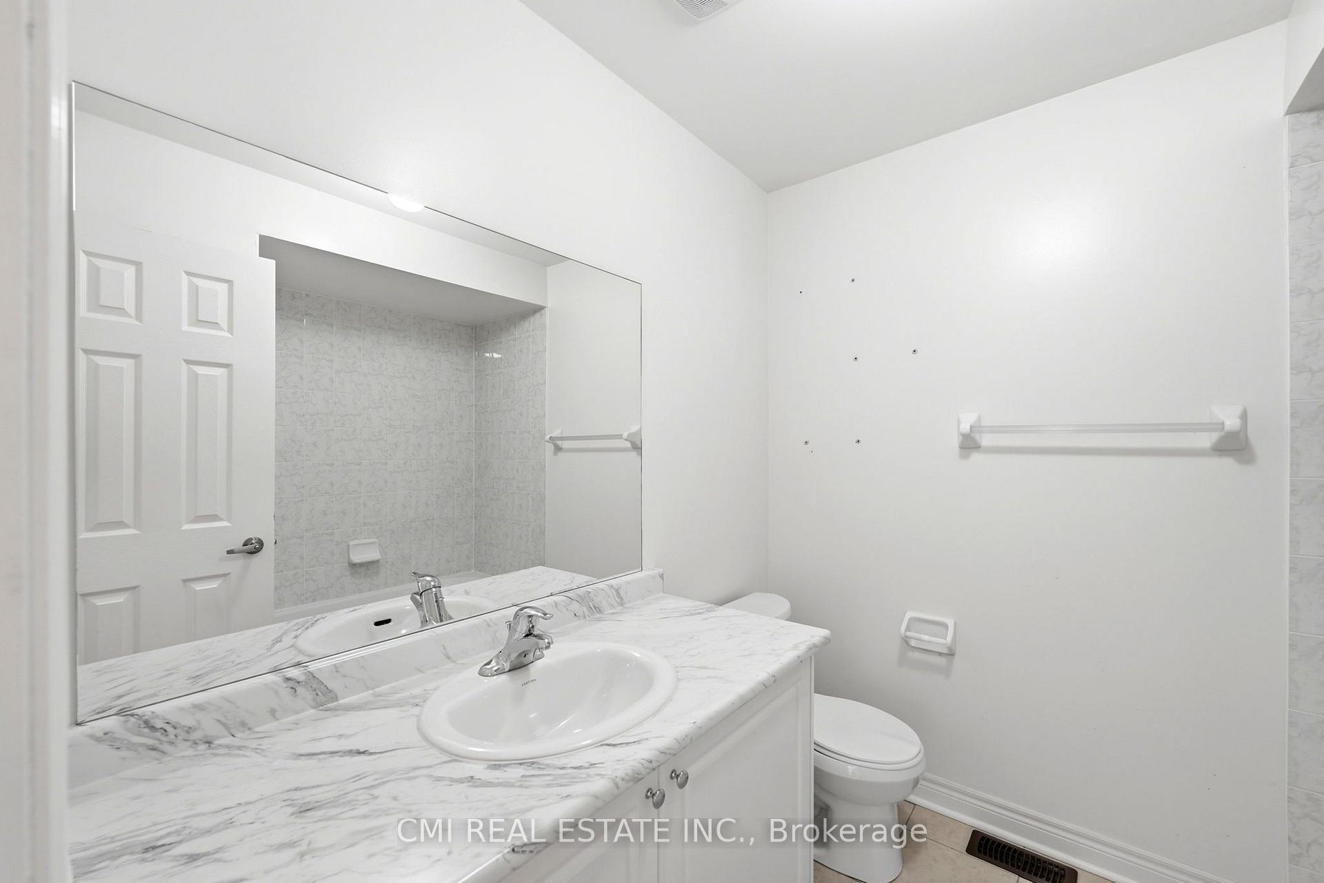 Photo 32 of 664 Fleetwood Drive, Oshawa, Eastdale — HOMEH