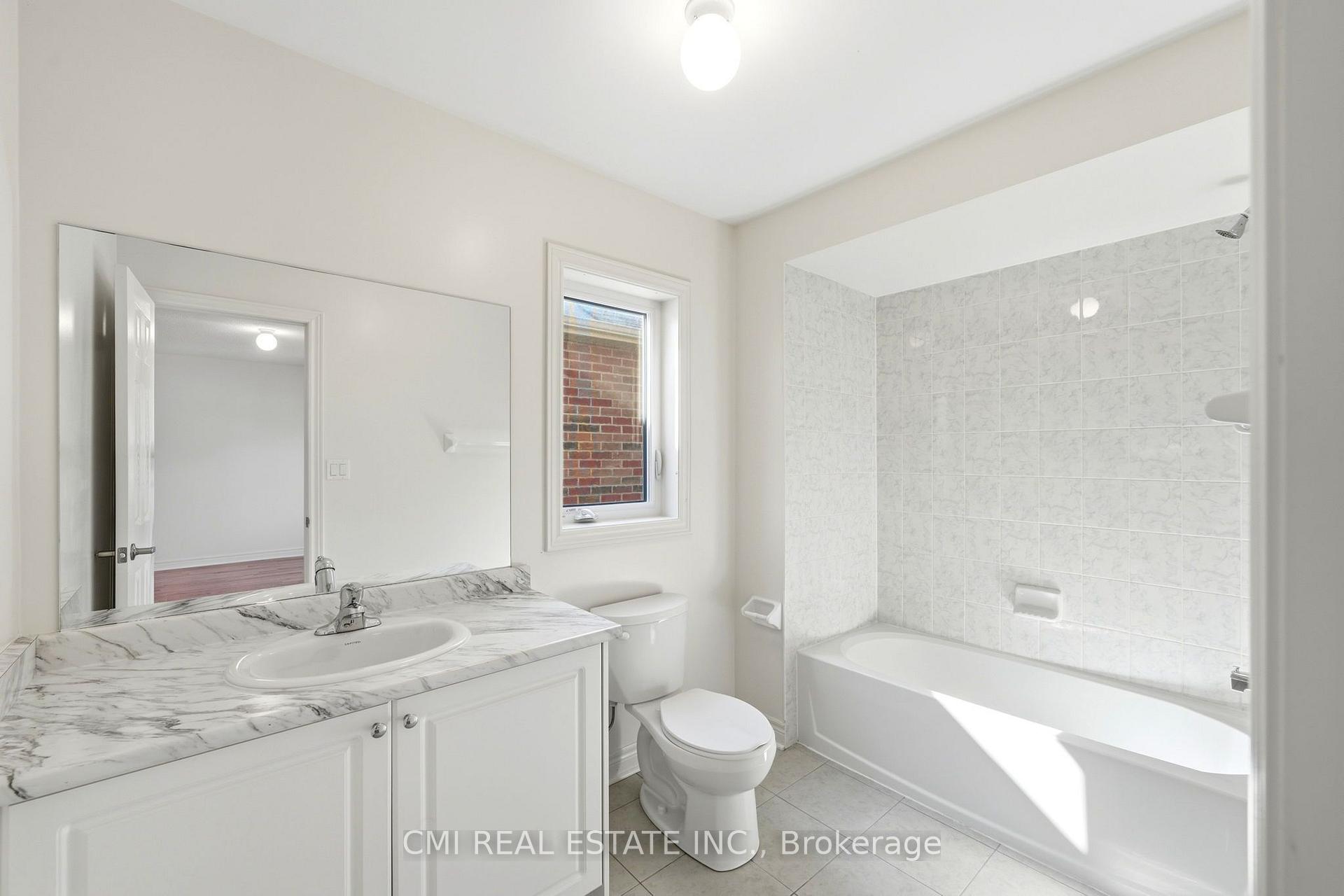 Photo 33 of 664 Fleetwood Drive, Oshawa, Eastdale — HOMEH