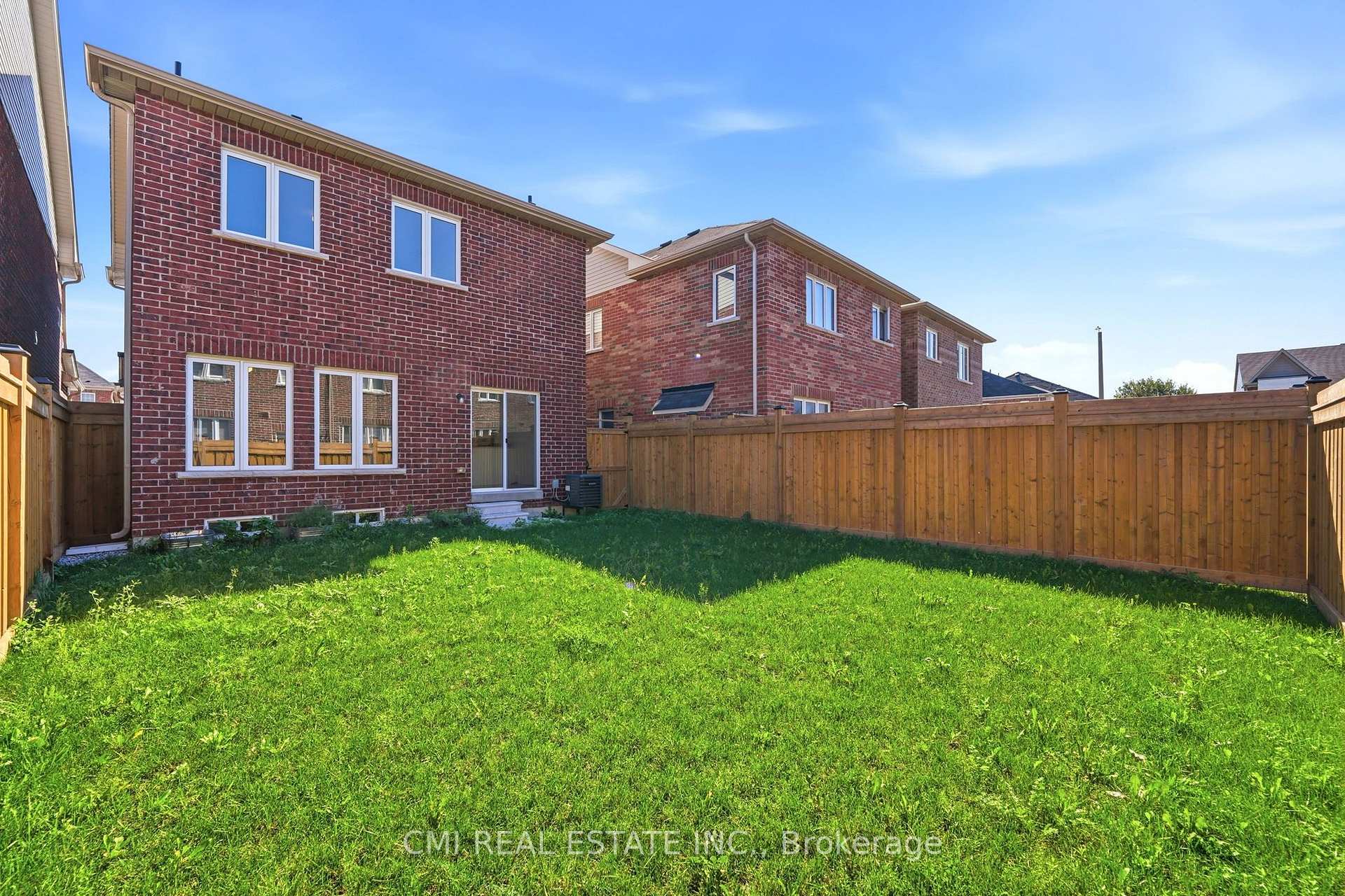 Photo 47 of 664 Fleetwood Drive, Oshawa, Eastdale — HOMEH