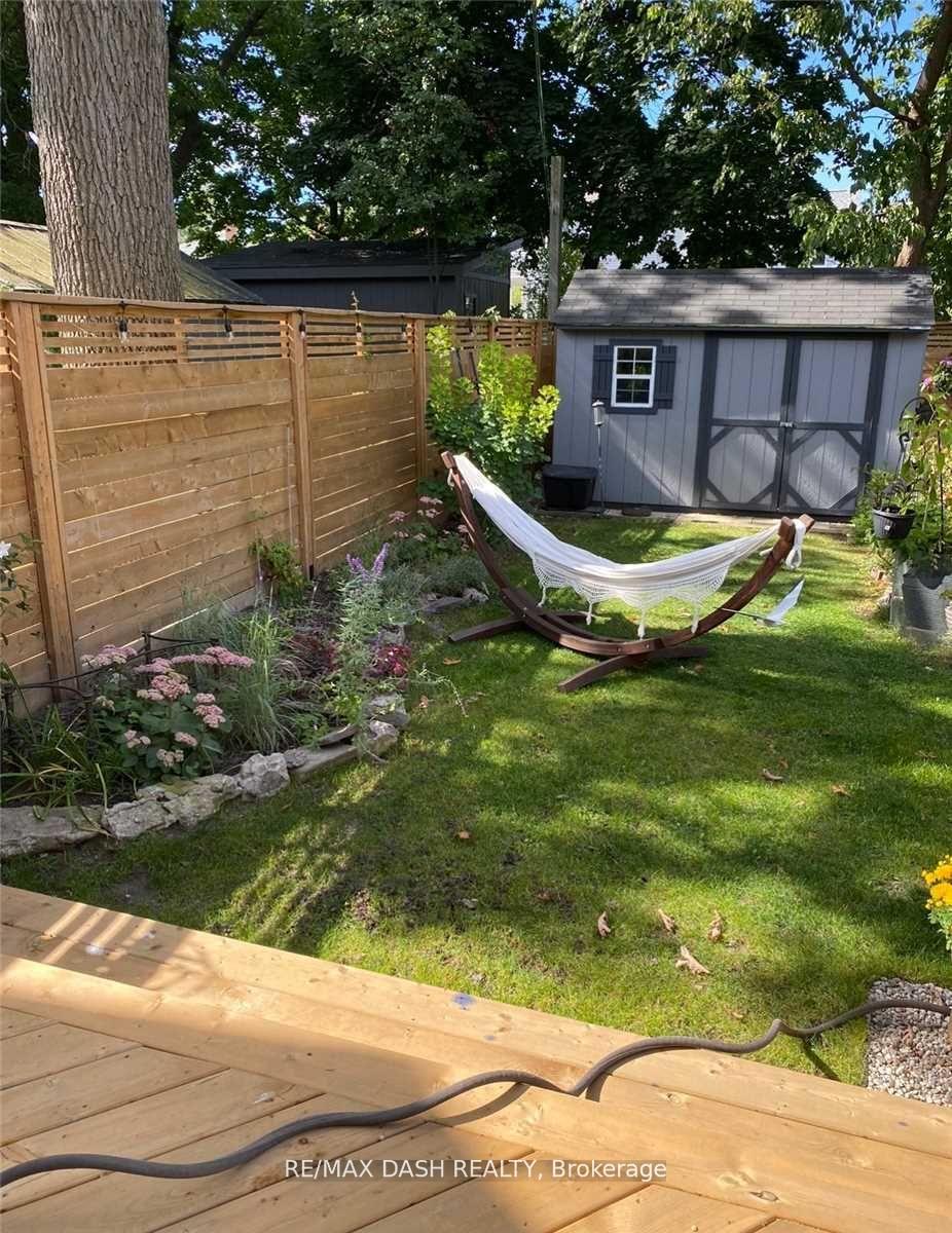 Photo 21 of 74 Oak Park Avenue, Toronto, Woodbine-Lumsden — HOMEH
