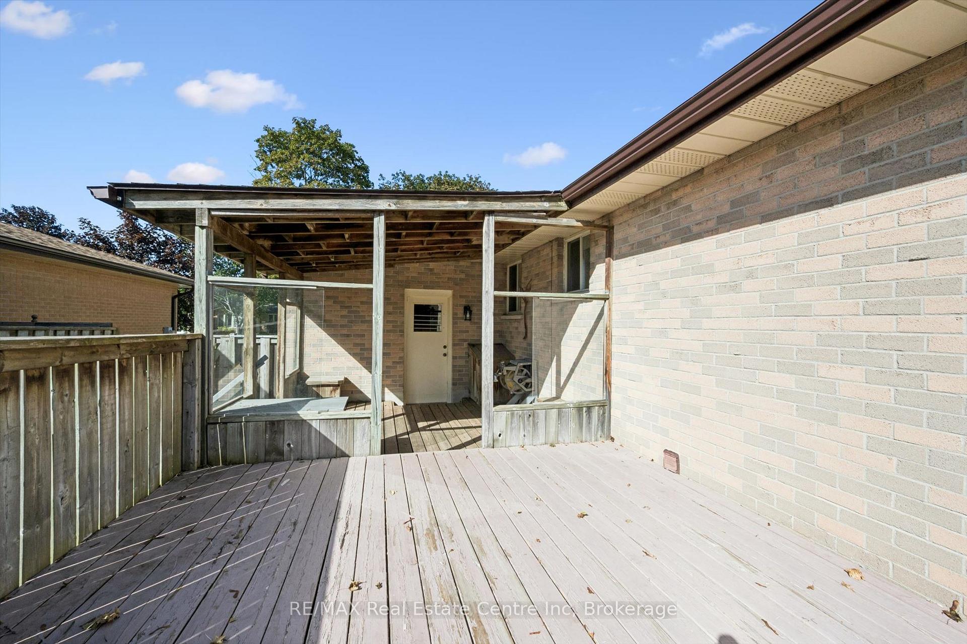 Photo 34 of 7 Countryside Crescent, Kitchener, Country Hills — HOMEH