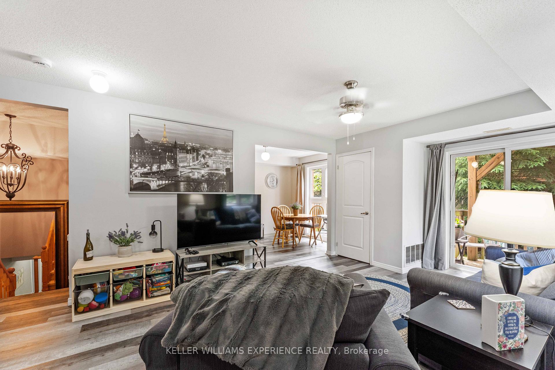 Photo 5 of Unit 8, 15 Cheltenham Road, Barrie, Georgian Drive — HOMEH