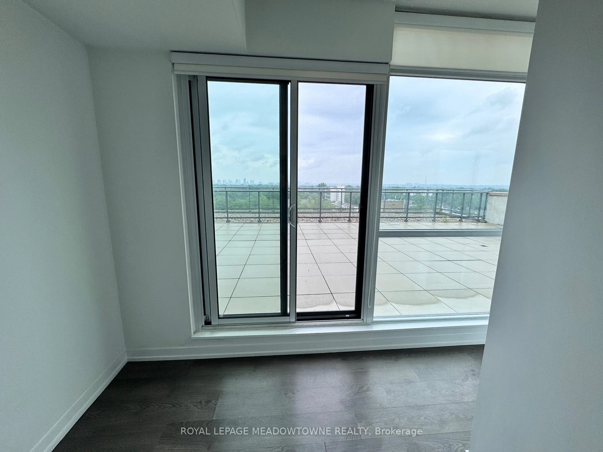 Photo 8 of Unit 1002, 2055 Danforth Avenue, Toronto, Woodbine Corridor — HOMEH