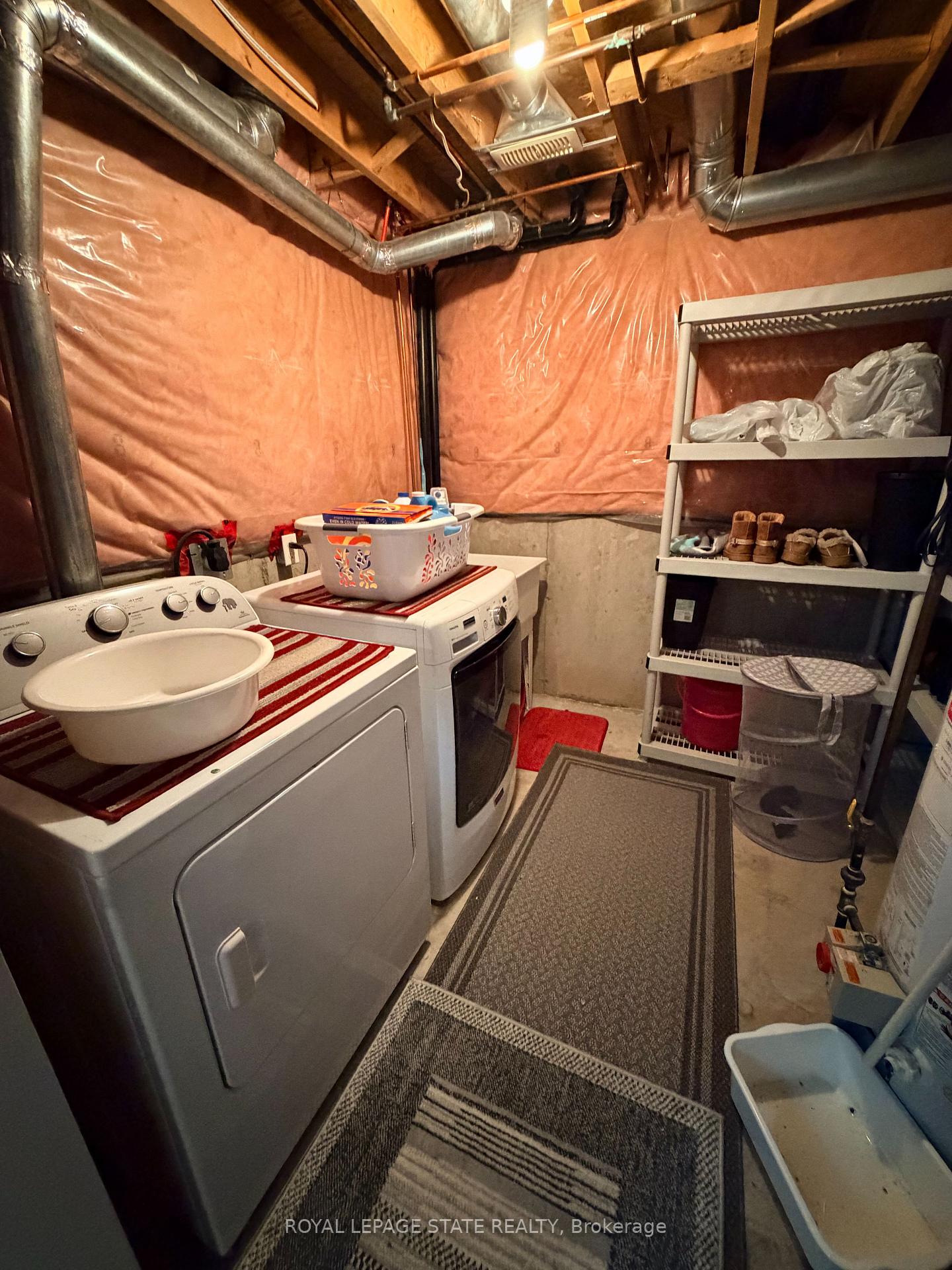 Photo 14 of 23 Oakrun Street, Hamilton, Winona Park — HOMEH