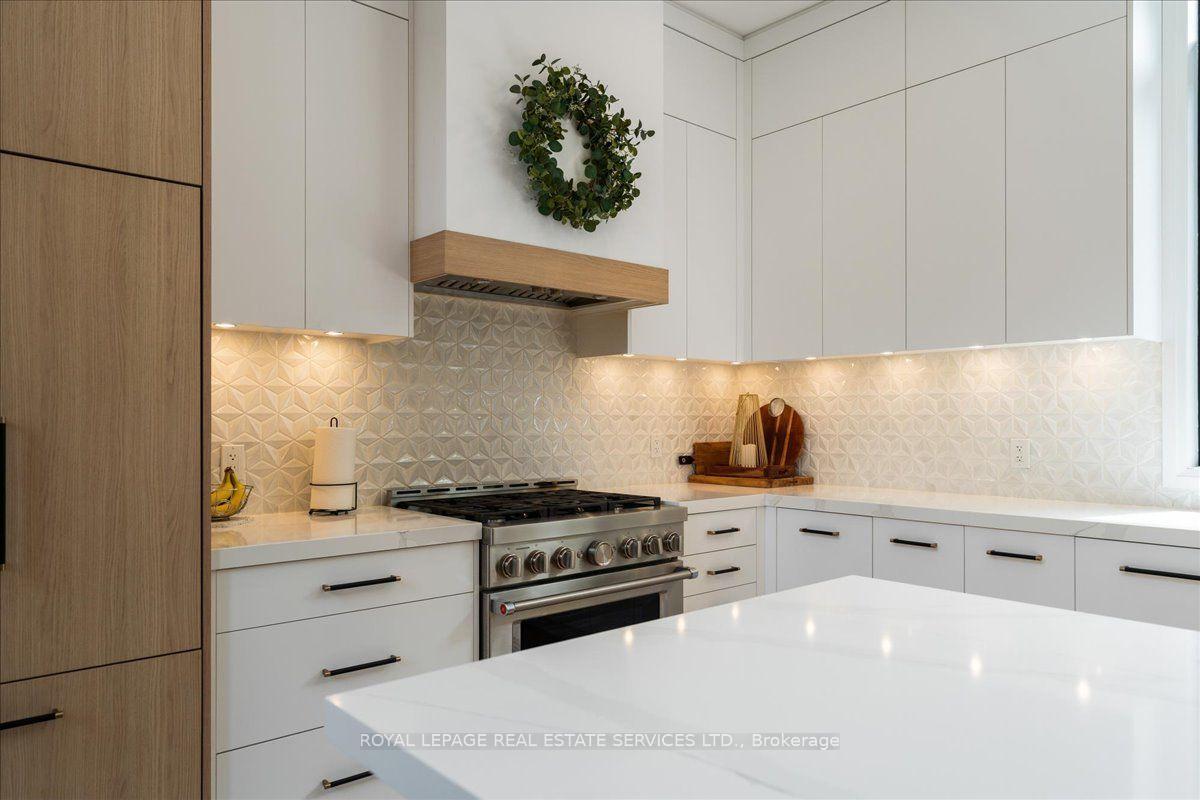 Photo 9 of 251 Aldercrest Avenue, Hamilton, Rural Glanbrook — HOMEH