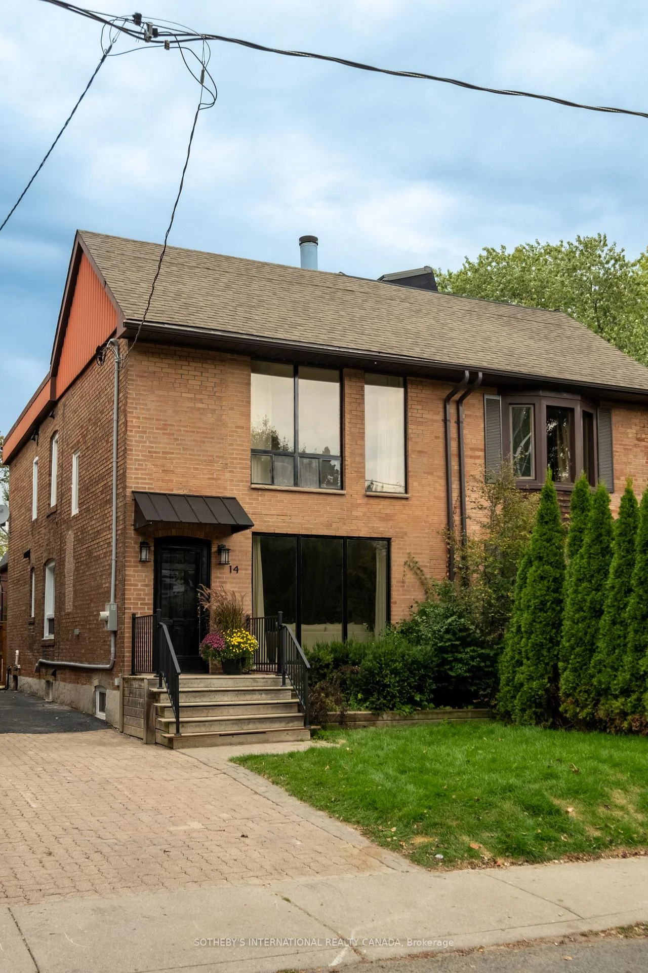 Photo 3 of 14 Tilson Road, Toronto, Mount Pleasant East — HOMEH