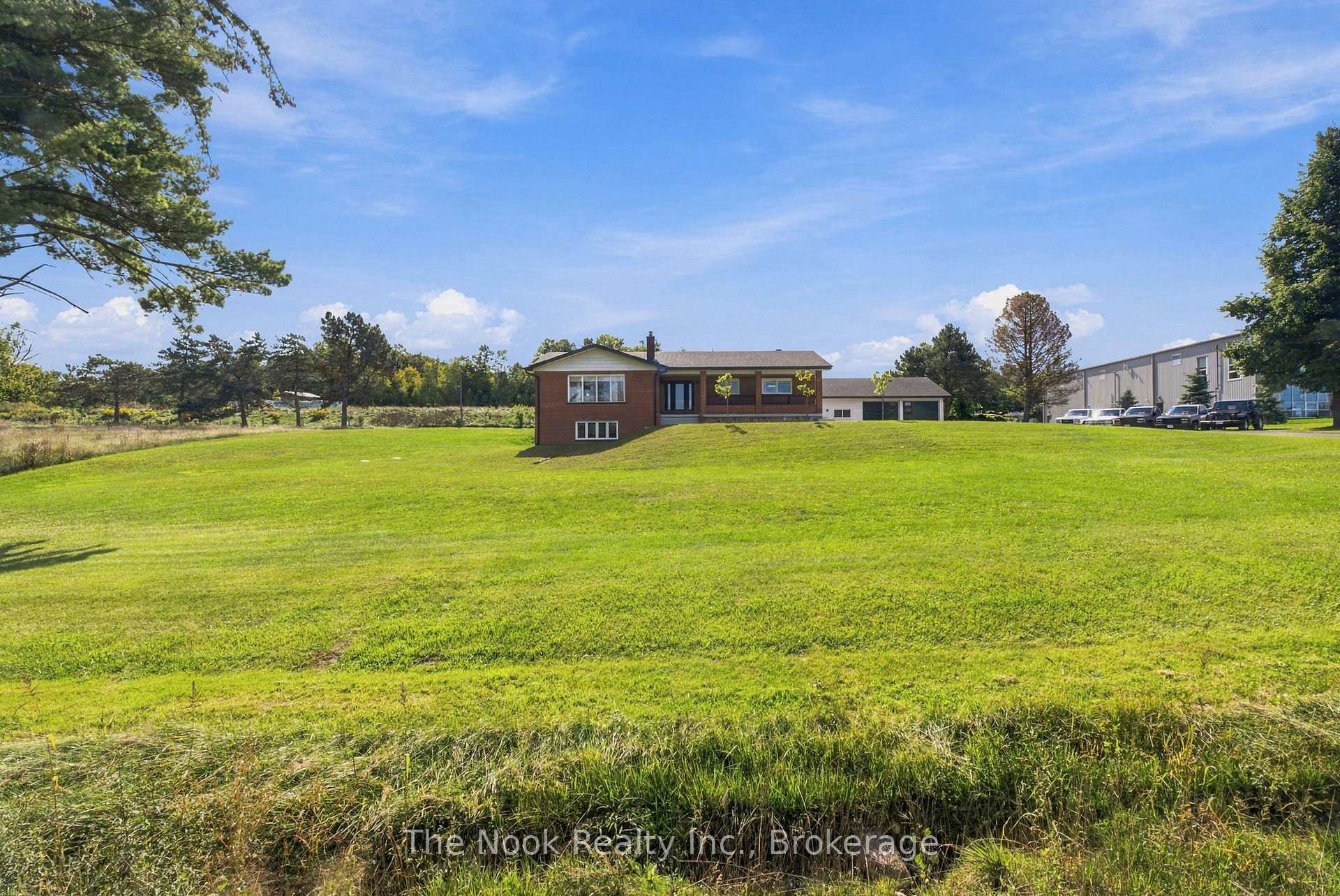 Photo 2 of 8803 Dale Road, Hamilton Township, Rural Hamilton — HOMEH