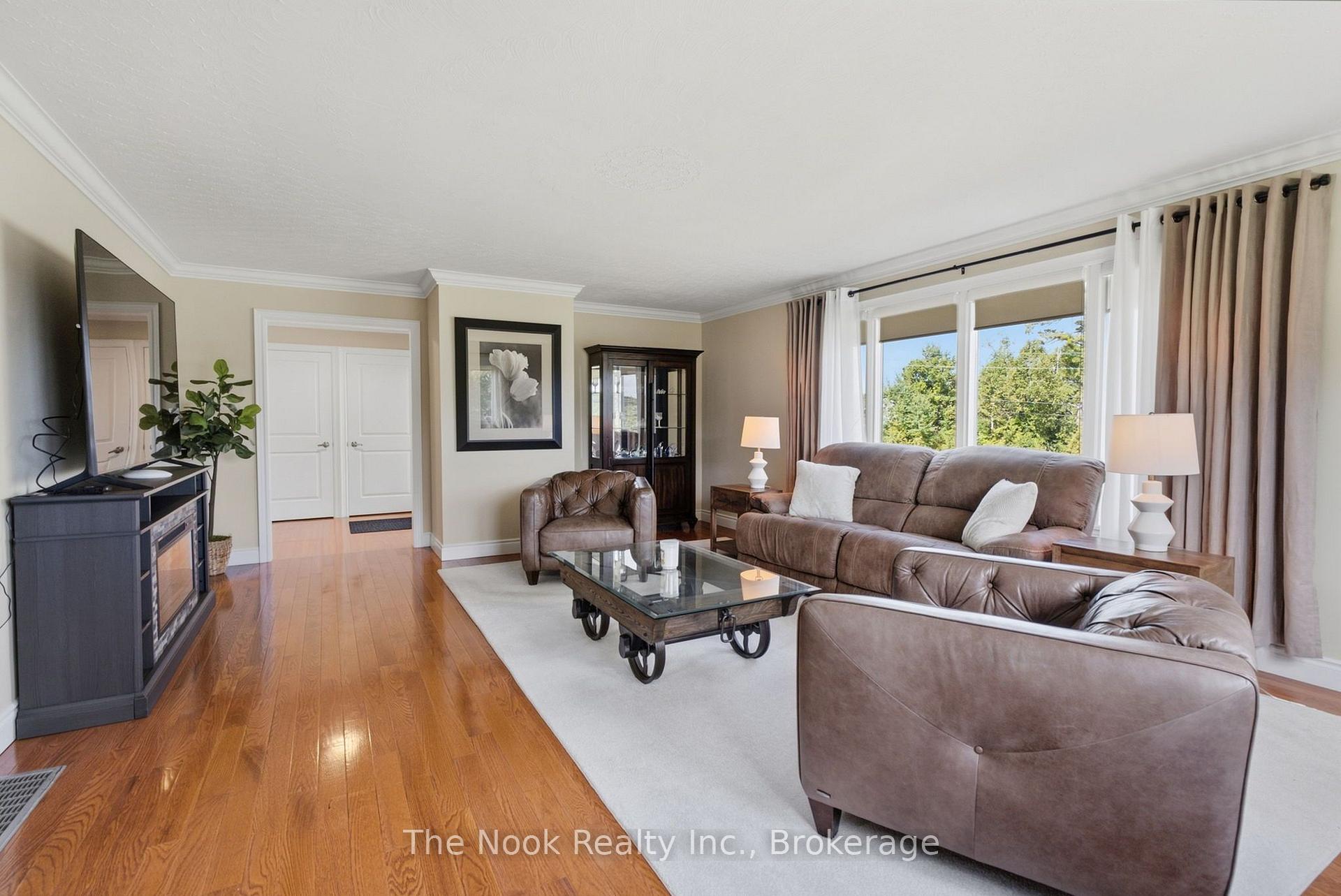 Photo 10 of 8803 Dale Road, Hamilton Township, Rural Hamilton — HOMEH