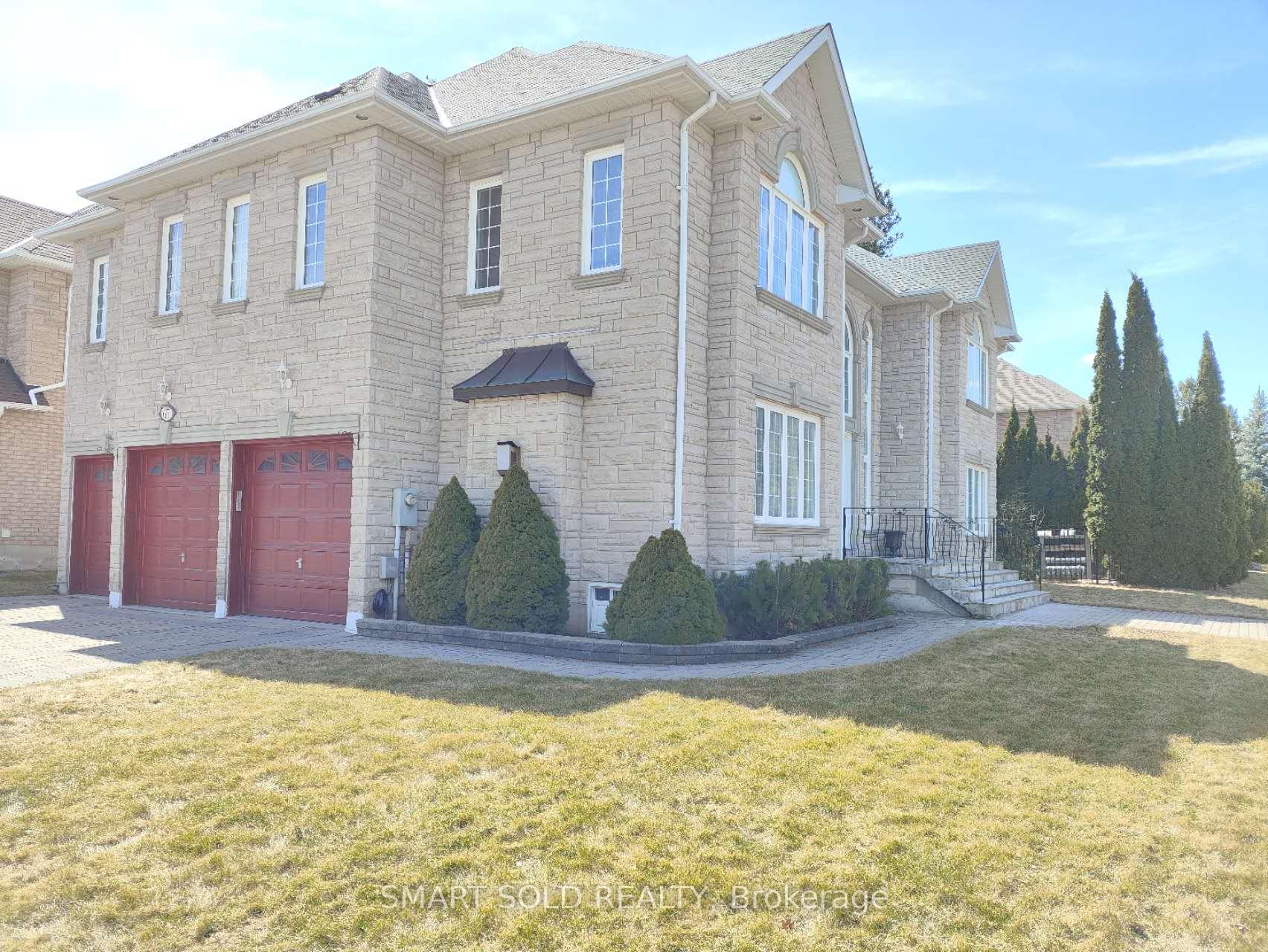 Photo 3 of 67 Chantilly Crescent, Richmond Hill, Westbrook — HOMEH