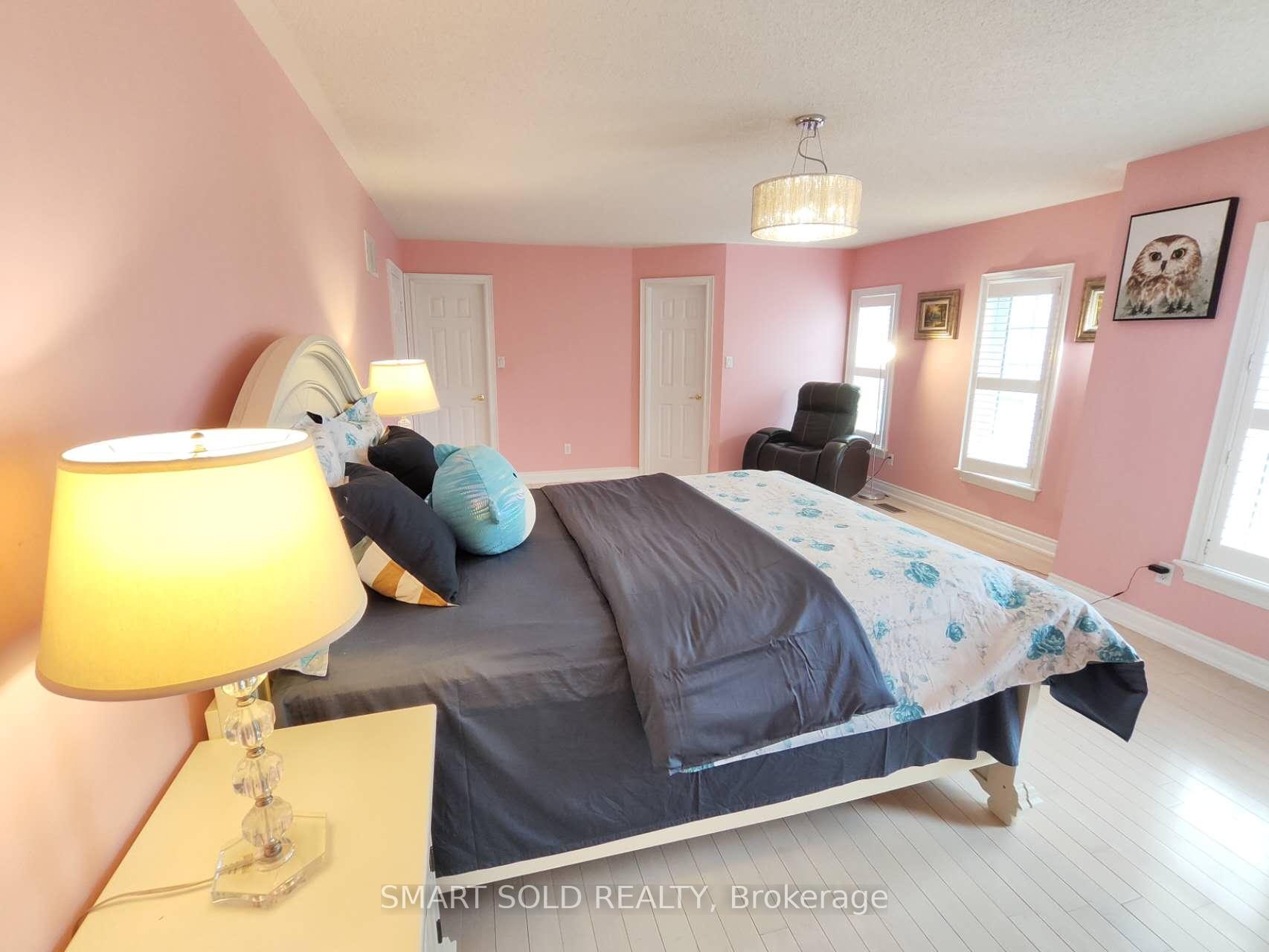 Photo 14 of 67 Chantilly Crescent, Richmond Hill, Westbrook — HOMEH