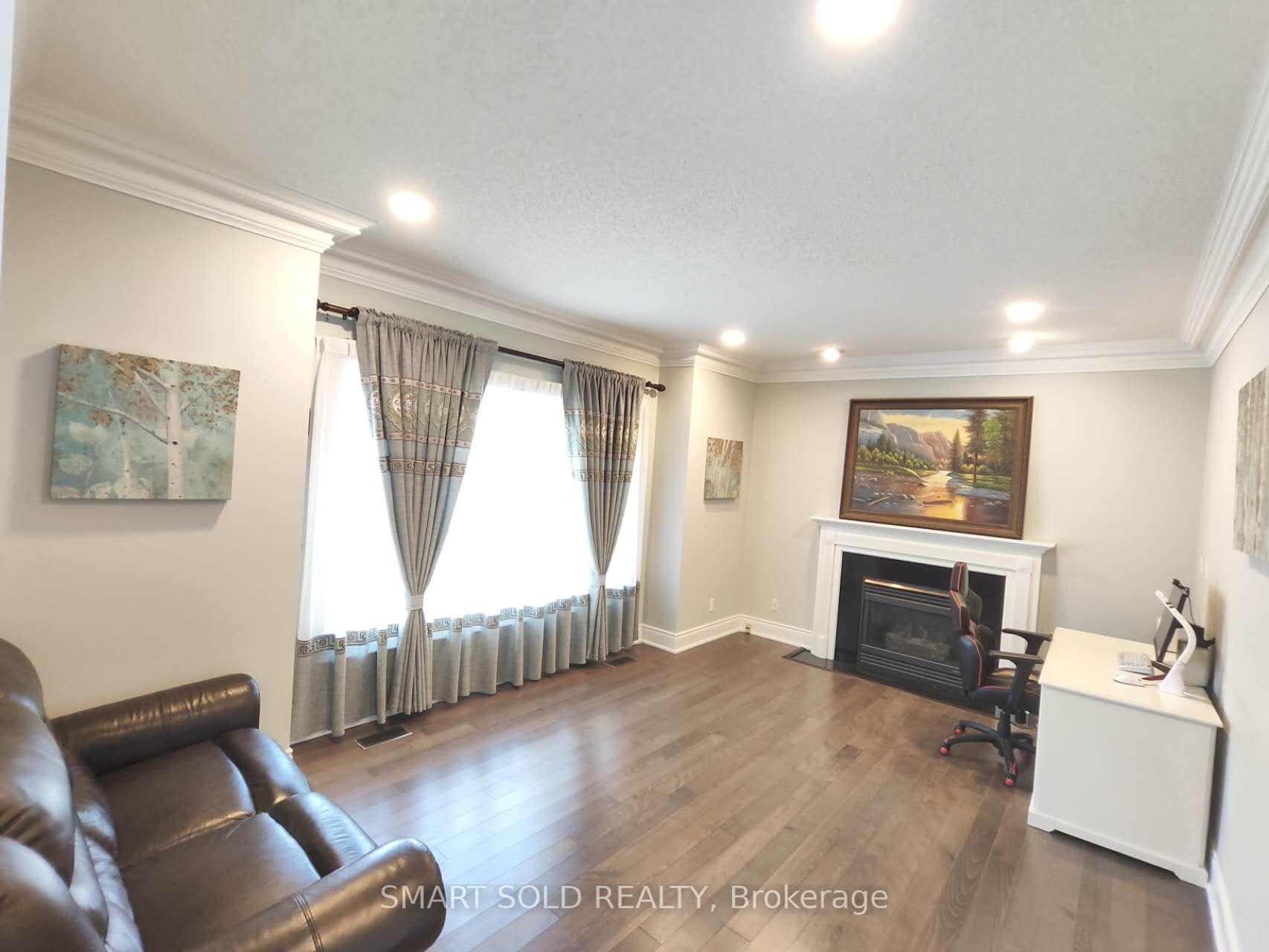 Photo 21 of 67 Chantilly Crescent, Richmond Hill, Westbrook — HOMEH