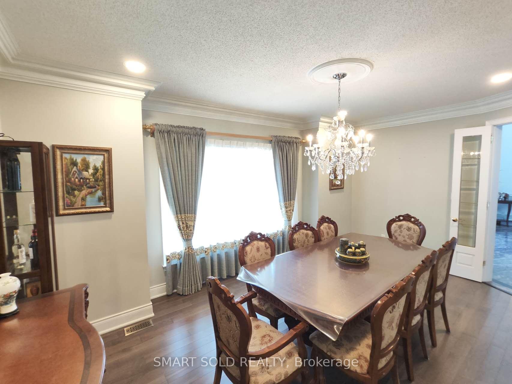 Photo 23 of 67 Chantilly Crescent, Richmond Hill, Westbrook — HOMEH