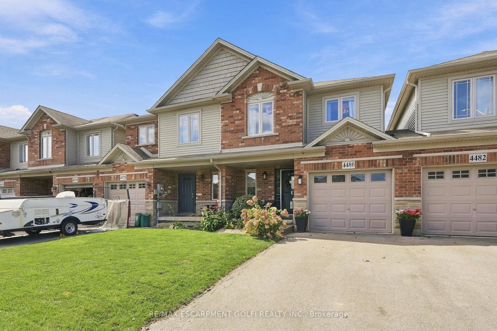 Photo 2 of 4480 Comfort Crescent, Lincoln, Beamsville — HOMEH