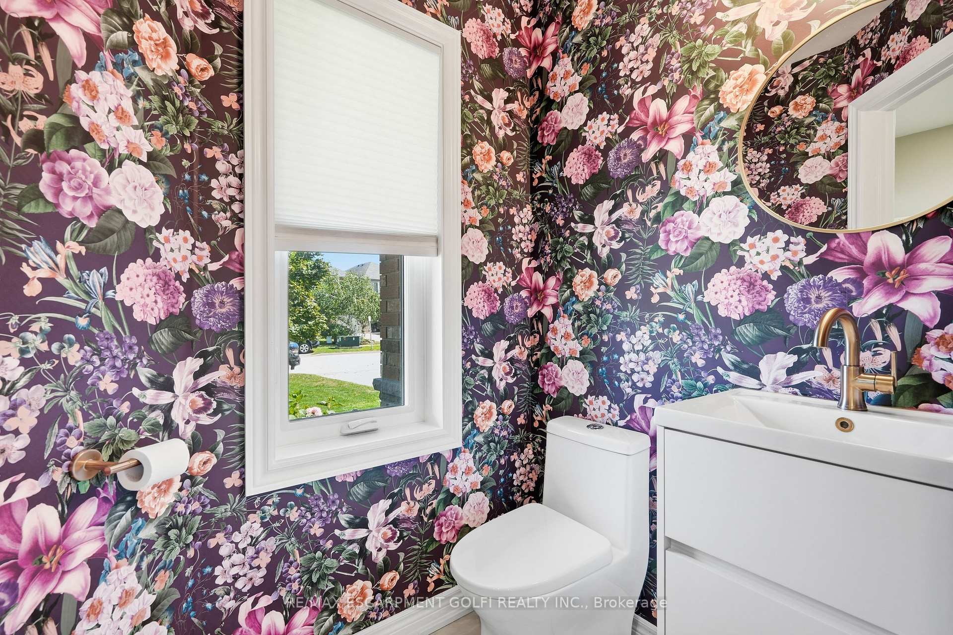 Photo 5 of 4480 Comfort Crescent, Lincoln, Beamsville — HOMEH