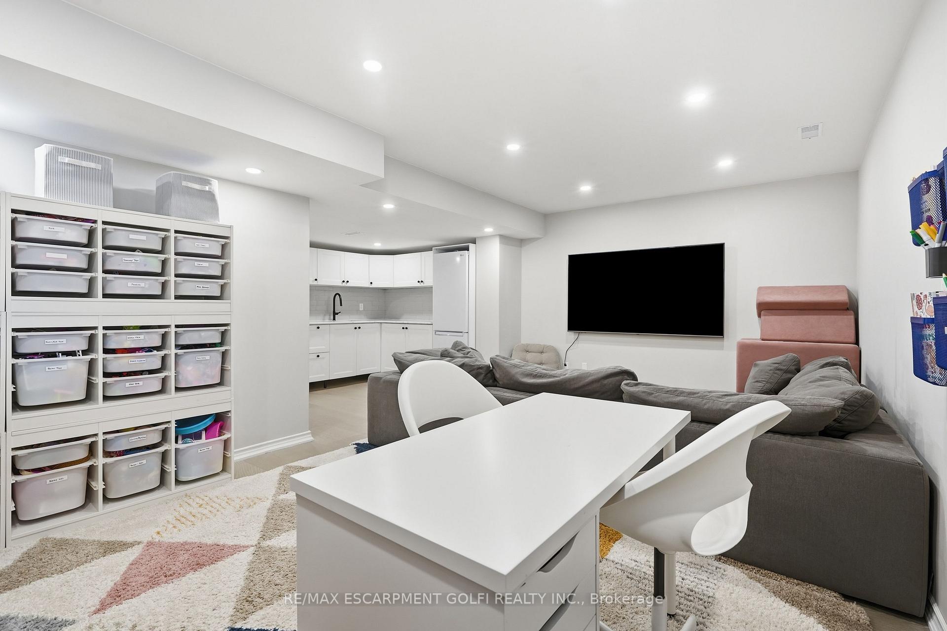 Photo 34 of 4480 Comfort Crescent, Lincoln, Beamsville — HOMEH