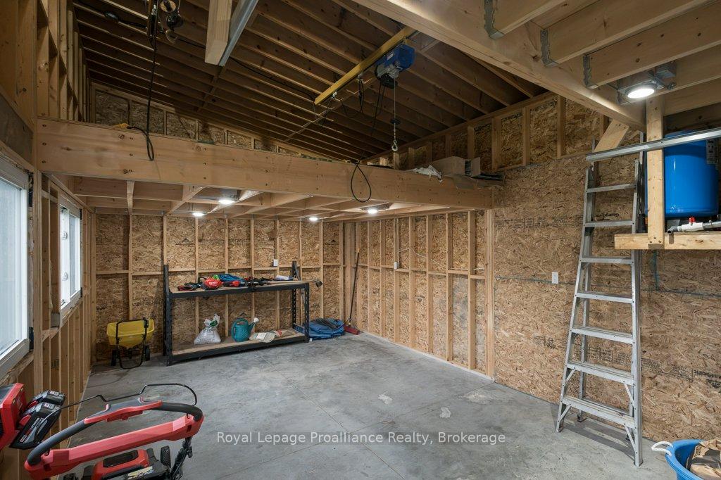 Photo 8 of 16 Forest Valley Drive, Quinte West, Frankford Ward — HOMEH