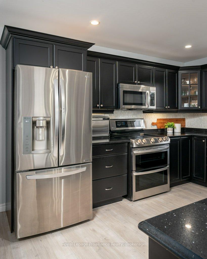 Photo 22 of 16 Forest Valley Drive, Quinte West, Frankford Ward — HOMEH