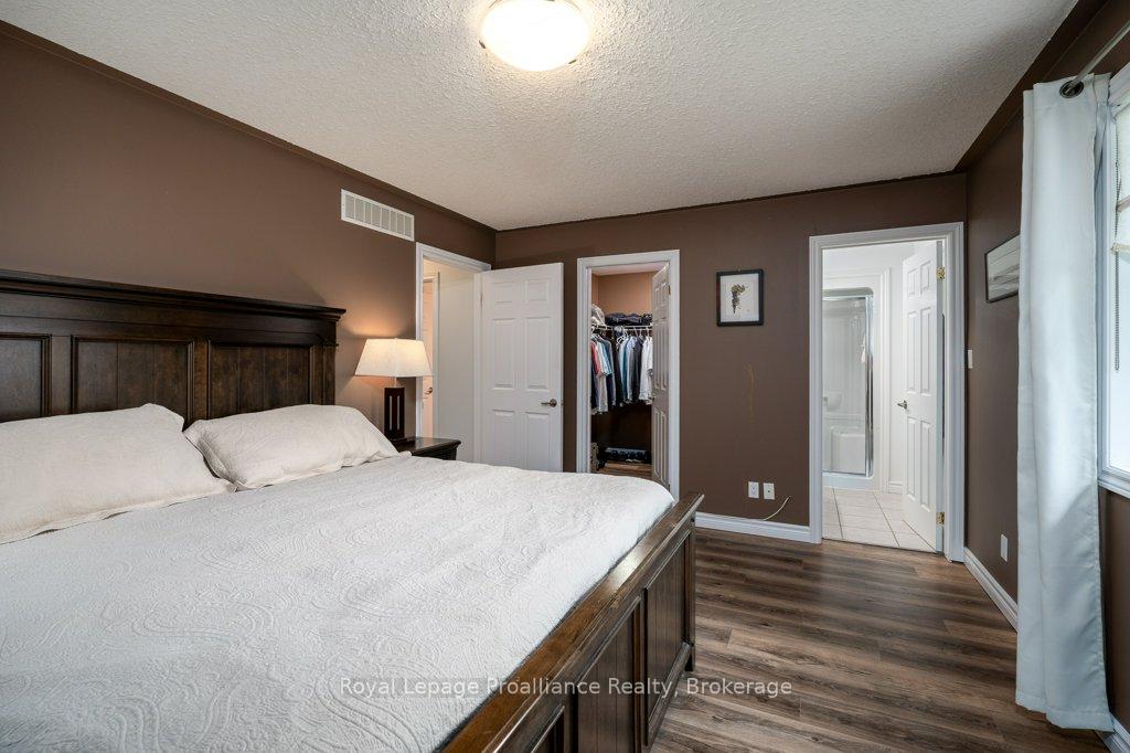 Photo 30 of 16 Forest Valley Drive, Quinte West, Frankford Ward — HOMEH