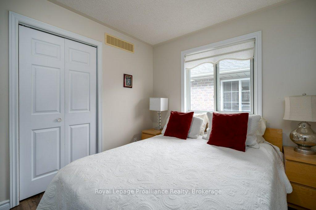 Photo 35 of 16 Forest Valley Drive, Quinte West, Frankford Ward — HOMEH