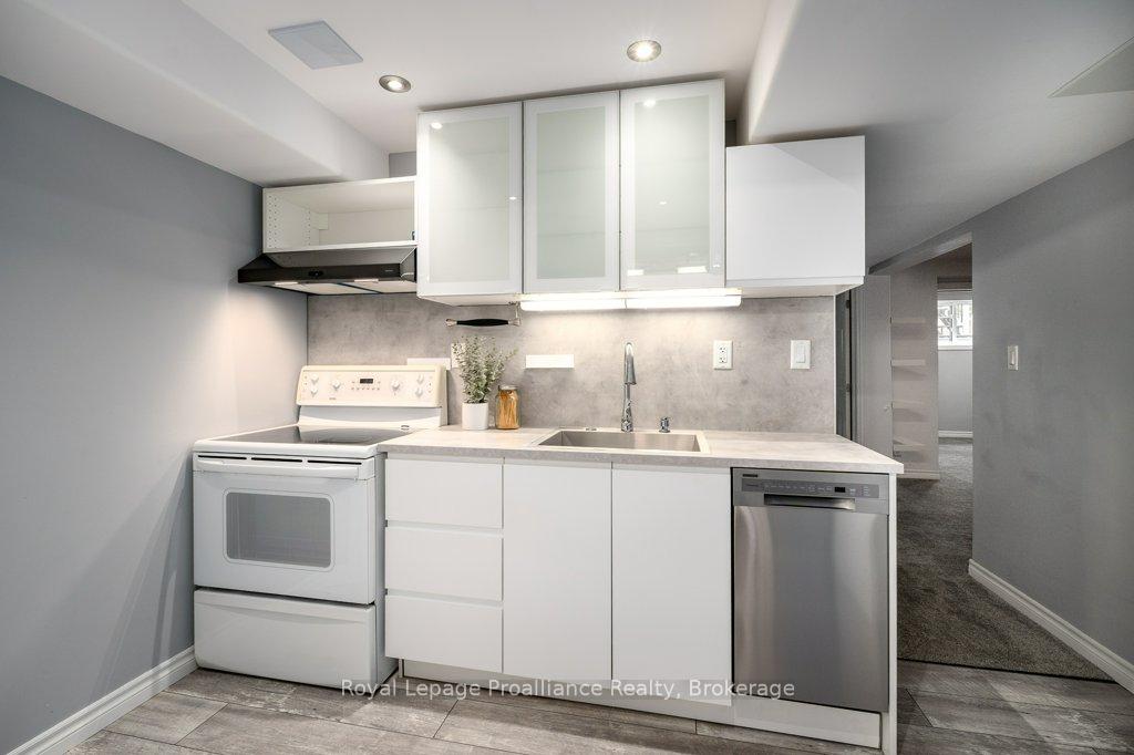 Photo 38 of 16 Forest Valley Drive, Quinte West, Frankford Ward — HOMEH