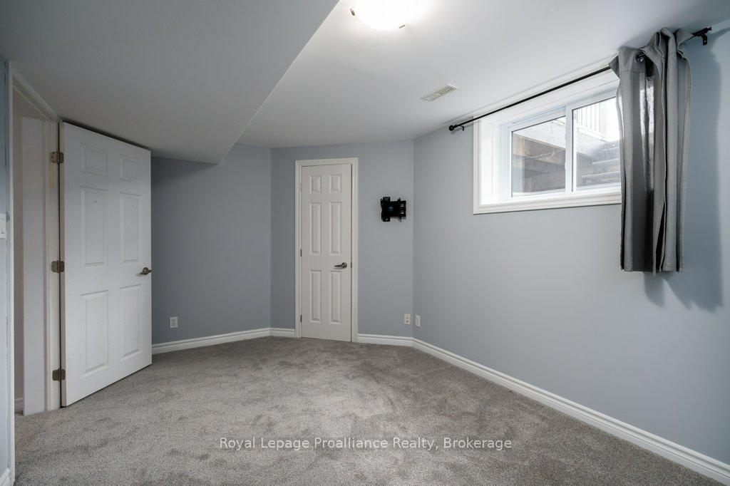 Photo 45 of 16 Forest Valley Drive, Quinte West, Frankford Ward — HOMEH