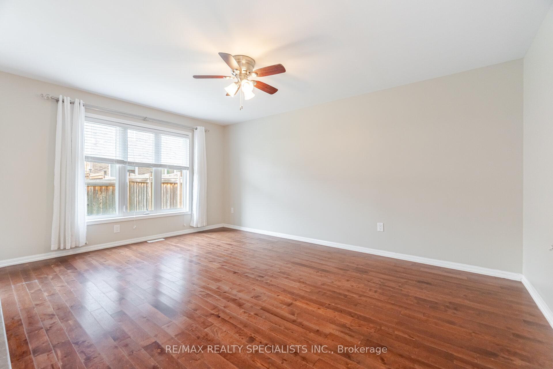 Photo 12 of 210 Woodley Crescent, Milton, Willmott — HOMEH
