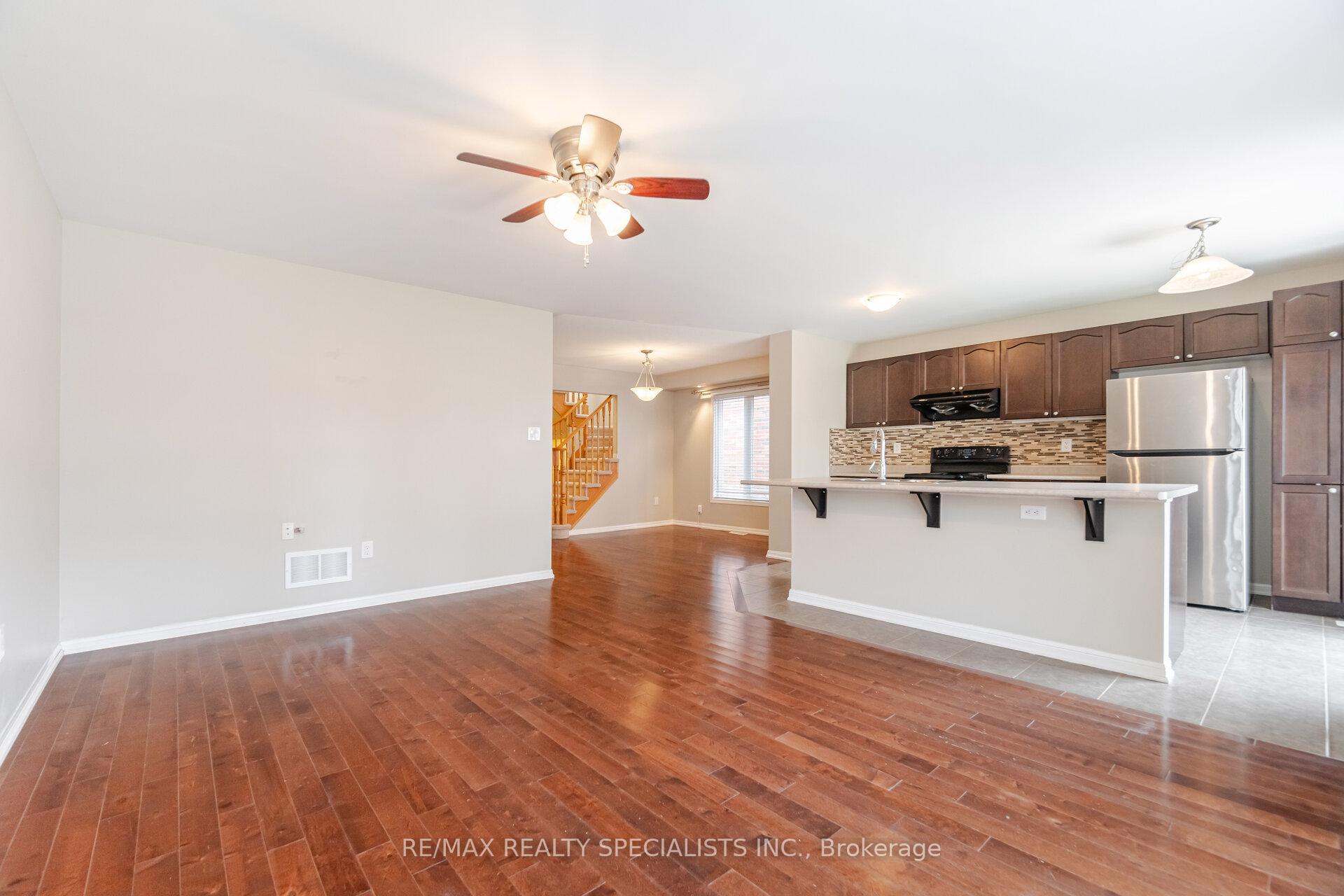 Photo 13 of 210 Woodley Crescent, Milton, Willmott — HOMEH