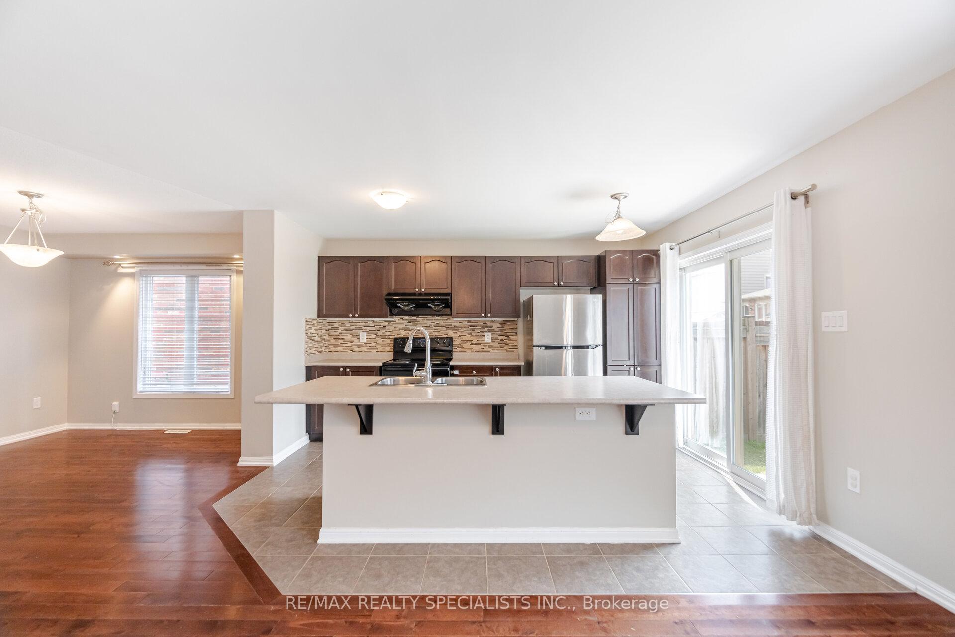 Photo 15 of 210 Woodley Crescent, Milton, Willmott — HOMEH