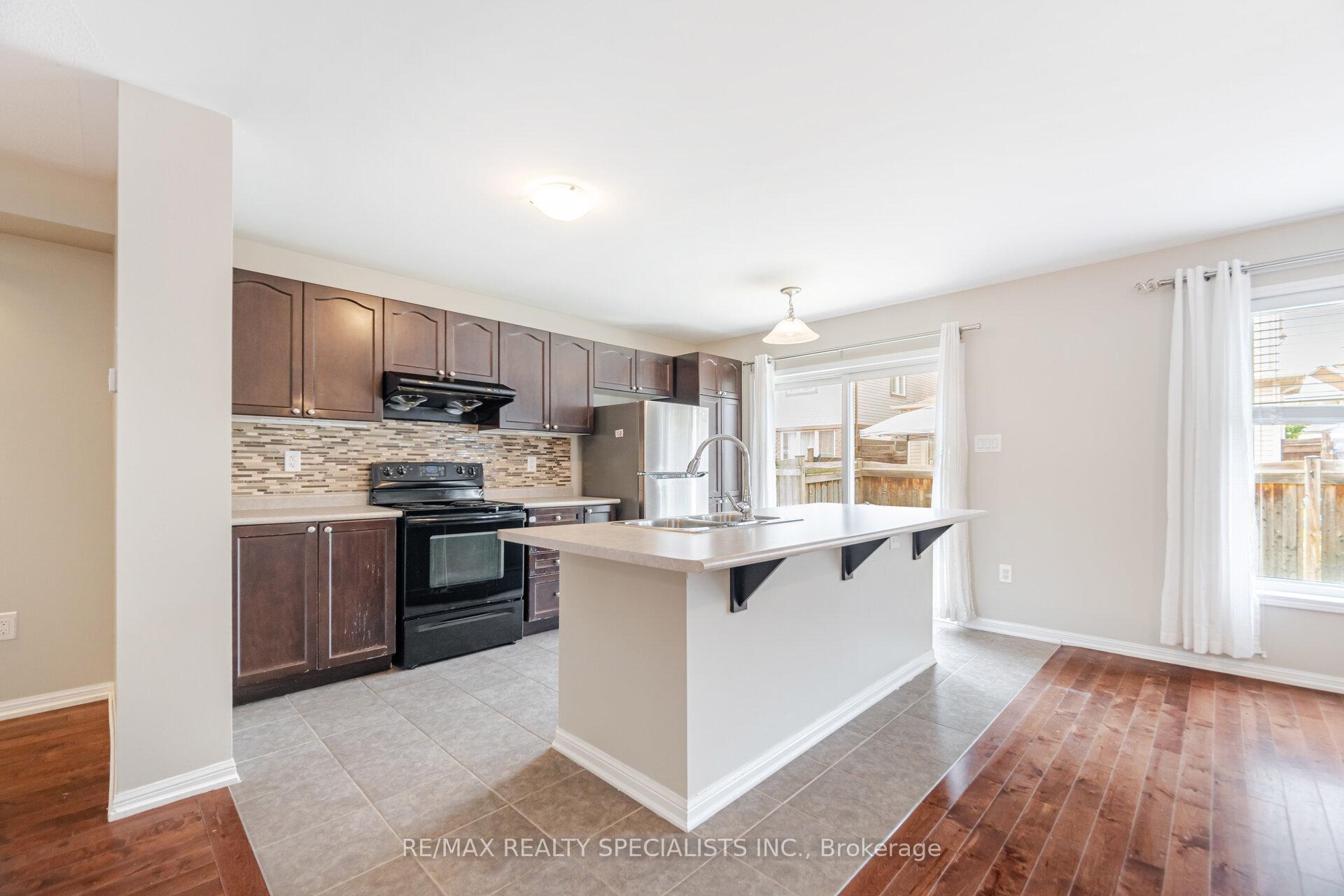 Photo 16 of 210 Woodley Crescent, Milton, Willmott — HOMEH