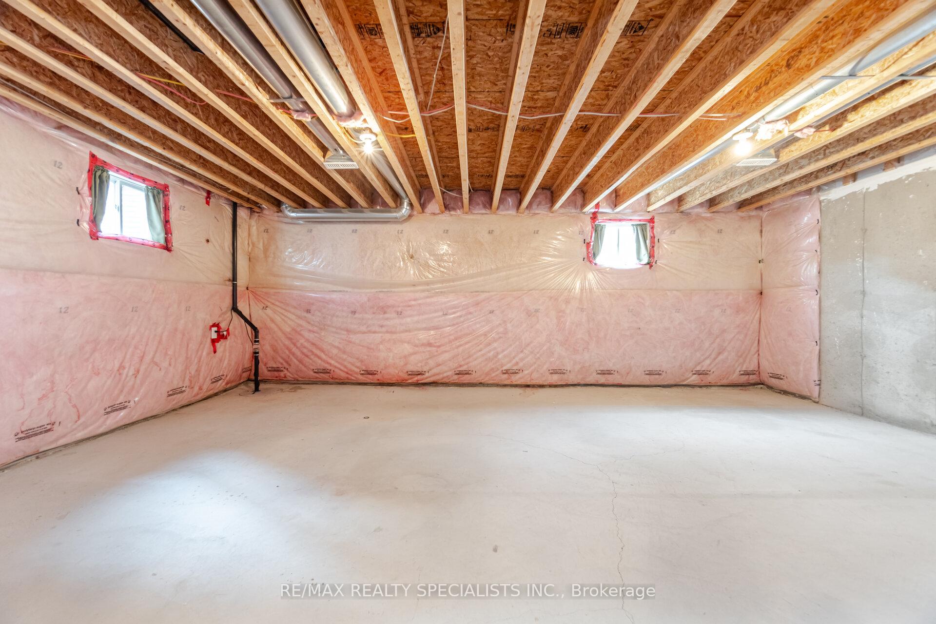 Photo 36 of 210 Woodley Crescent, Milton, Willmott — HOMEH