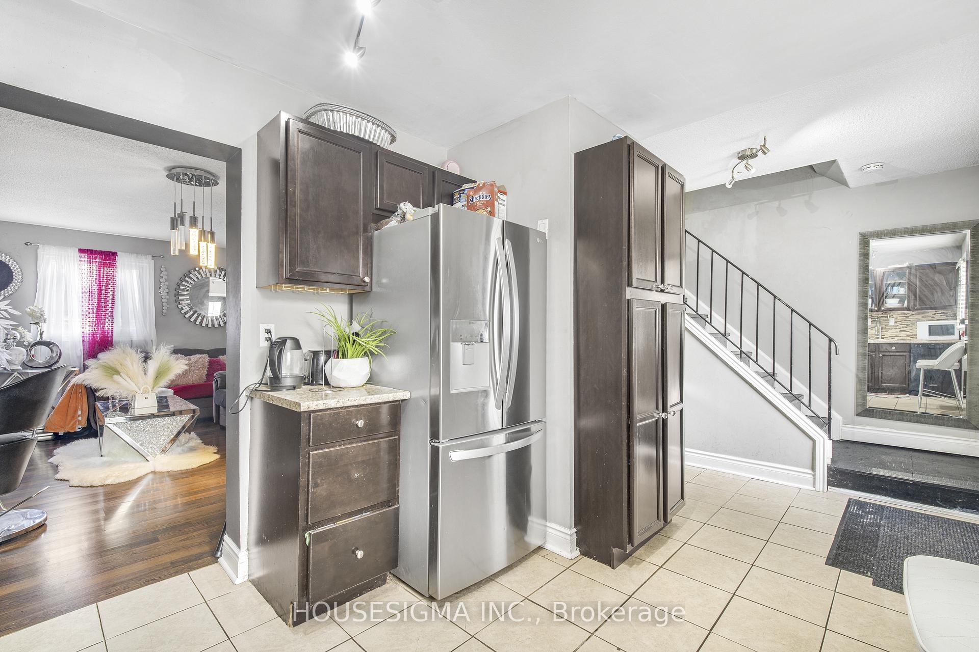 Photo 9 of Unit 61, 105 Hansen Road N, Brampton, Madoc — HOMEH
