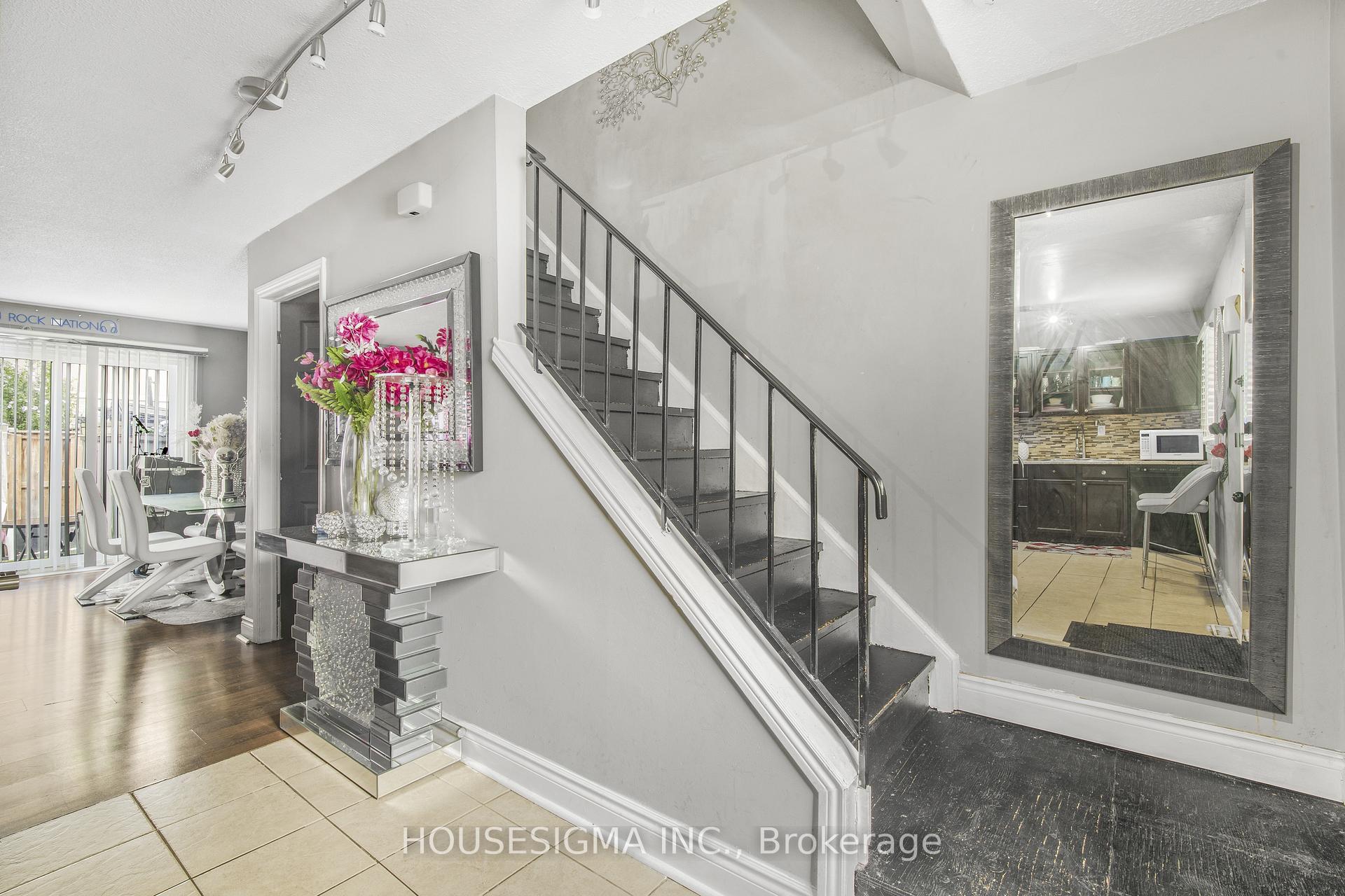 Photo 13 of Unit 61, 105 Hansen Road N, Brampton, Madoc — HOMEH