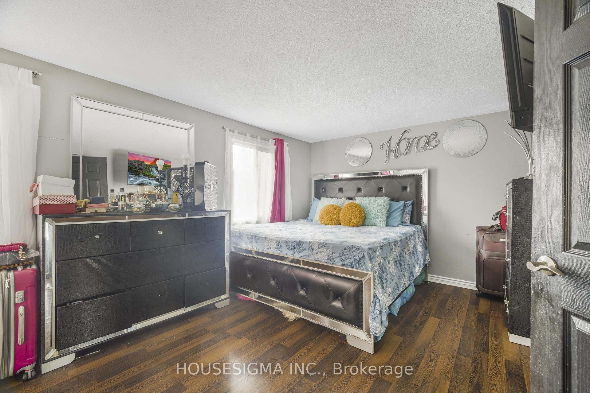 Photo 17 of Unit 61, 105 Hansen Road N, Brampton, Madoc — HOMEH